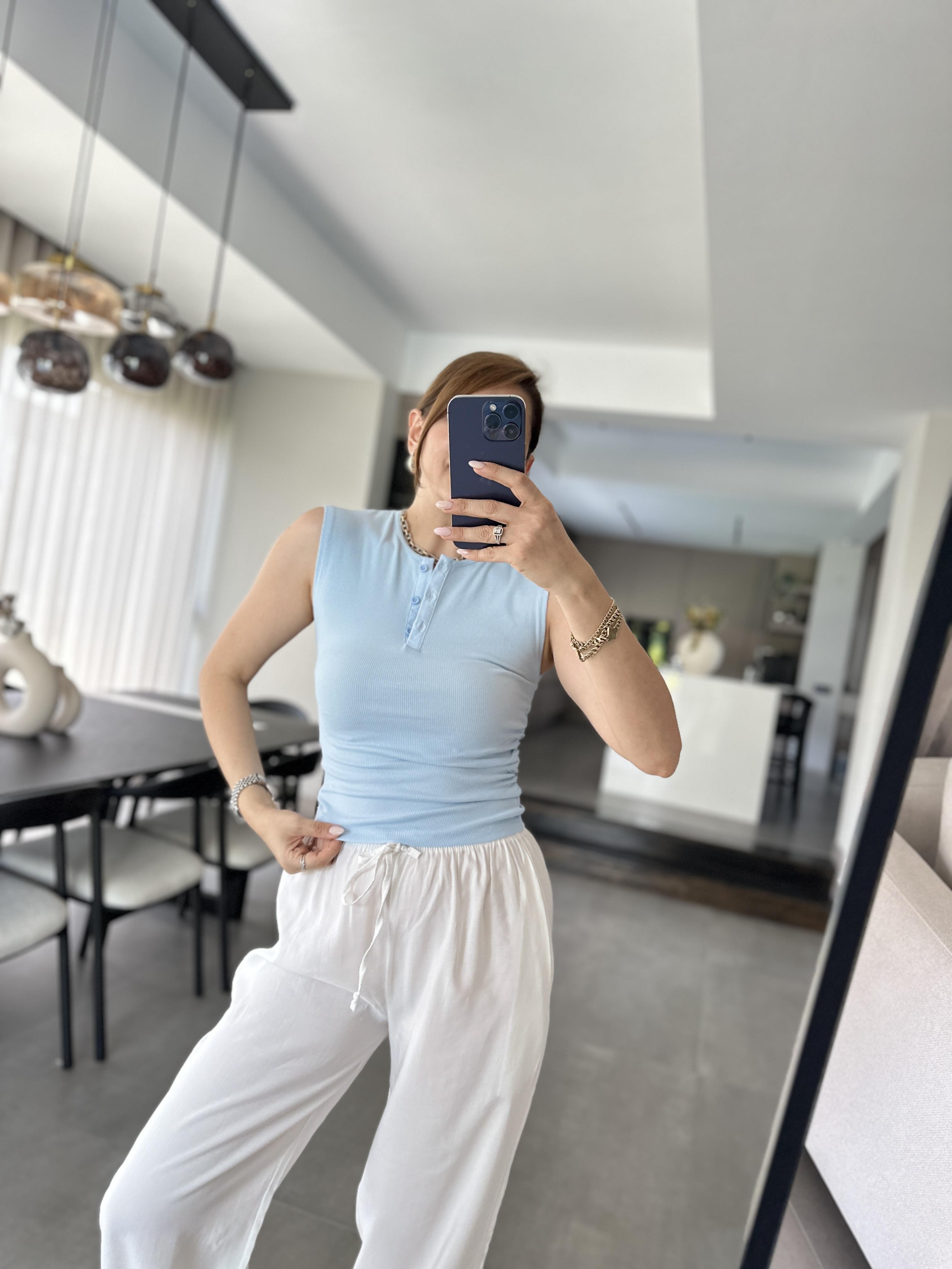 Bebe Mavi Patlı Düğmeli Kolsuz T-shirt