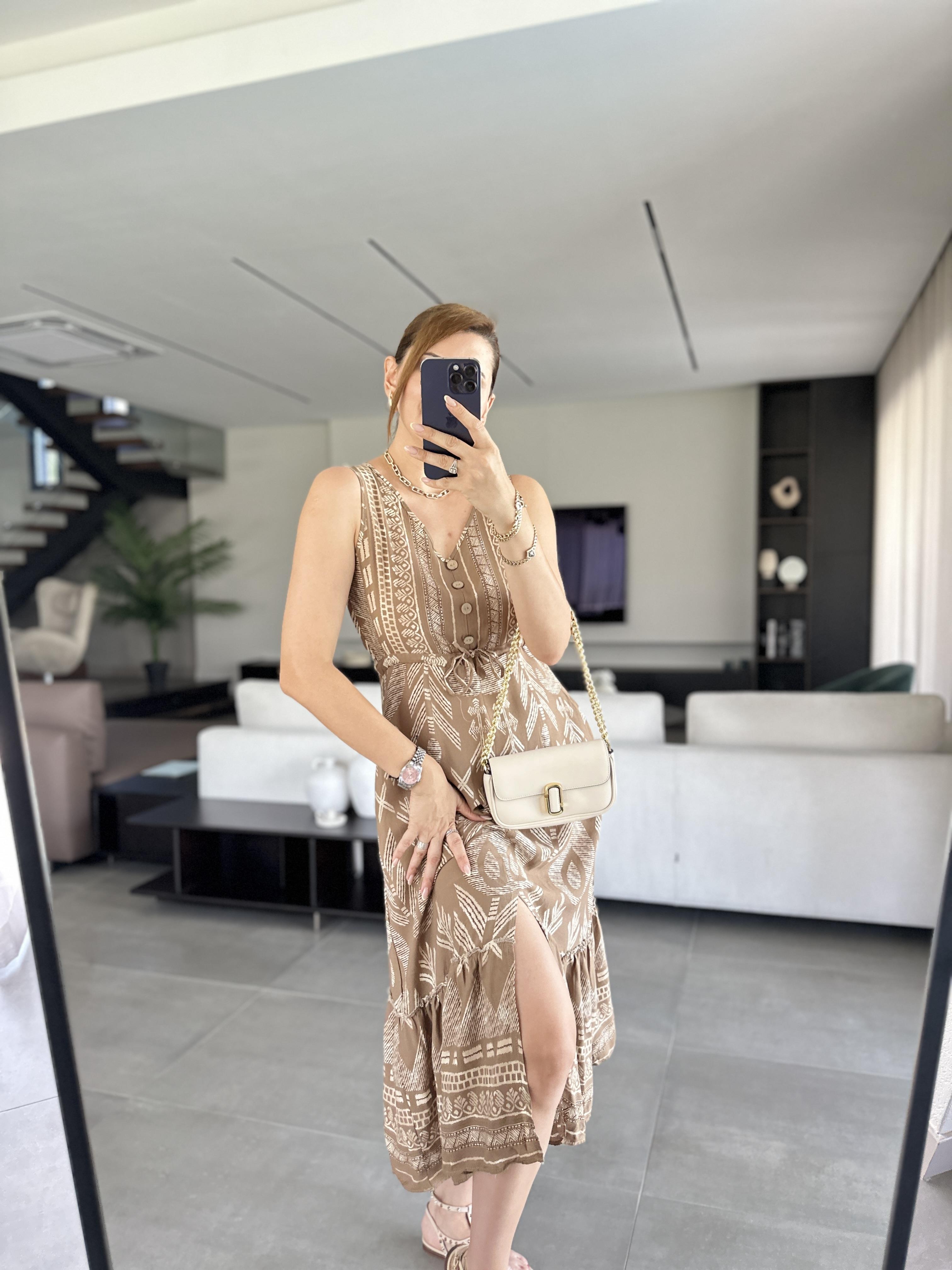 Bej Desenli Kolsuz Viskon Elbise