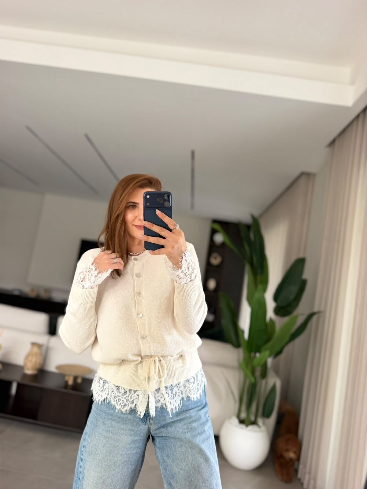Bel Büzgülü Dantelli Hırka