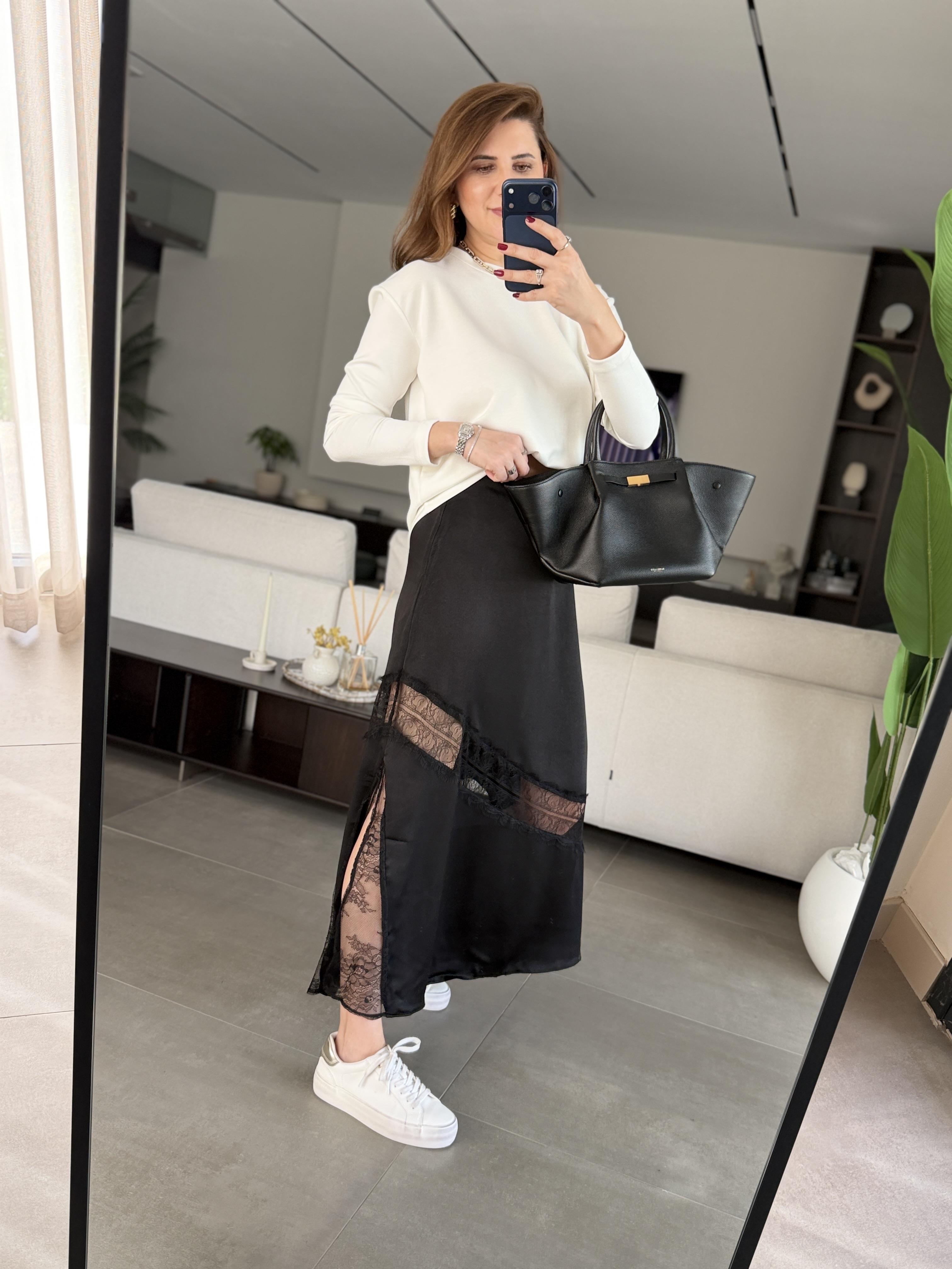 Belmo Dantel Detay Saten Etek