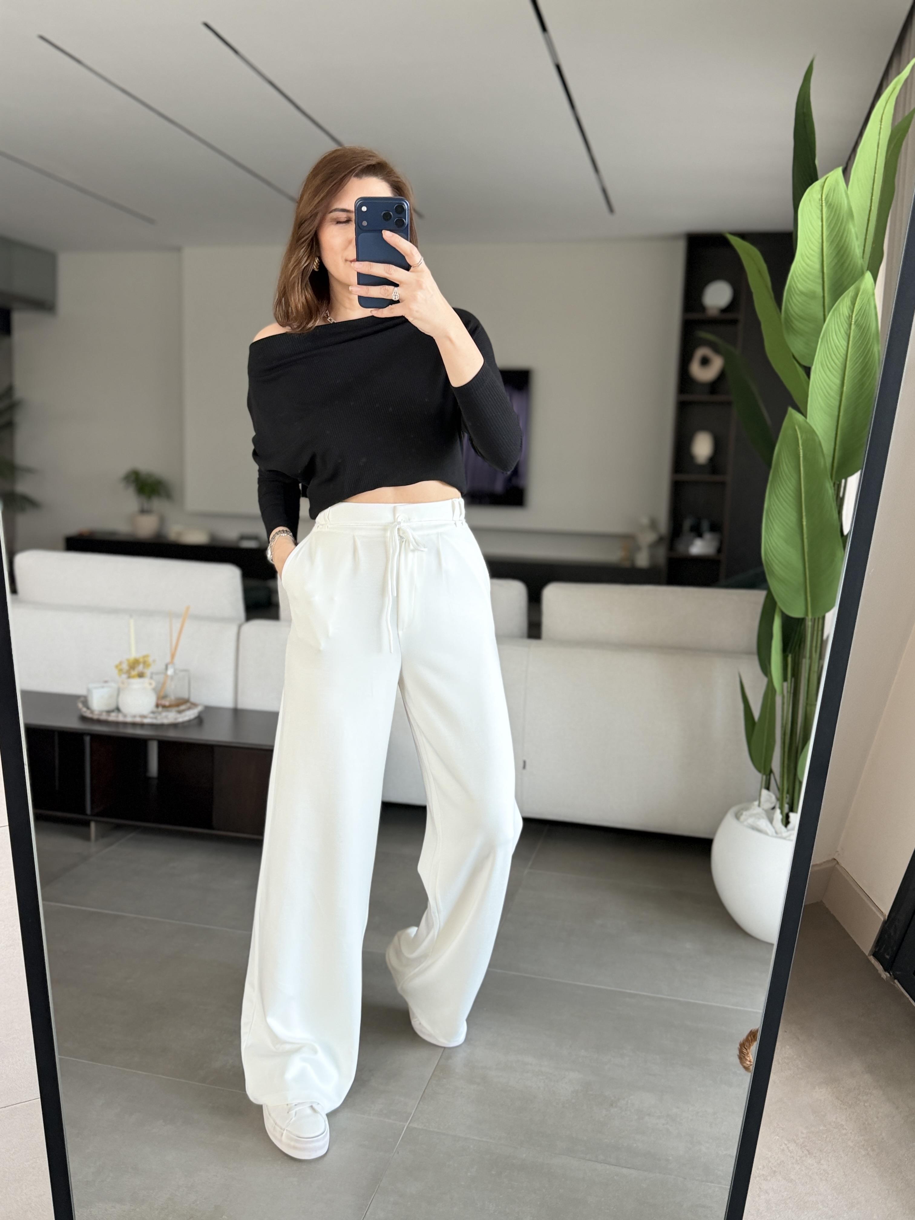 Beyaz Arka Lastikli Cepli Bol Paça Pantolon