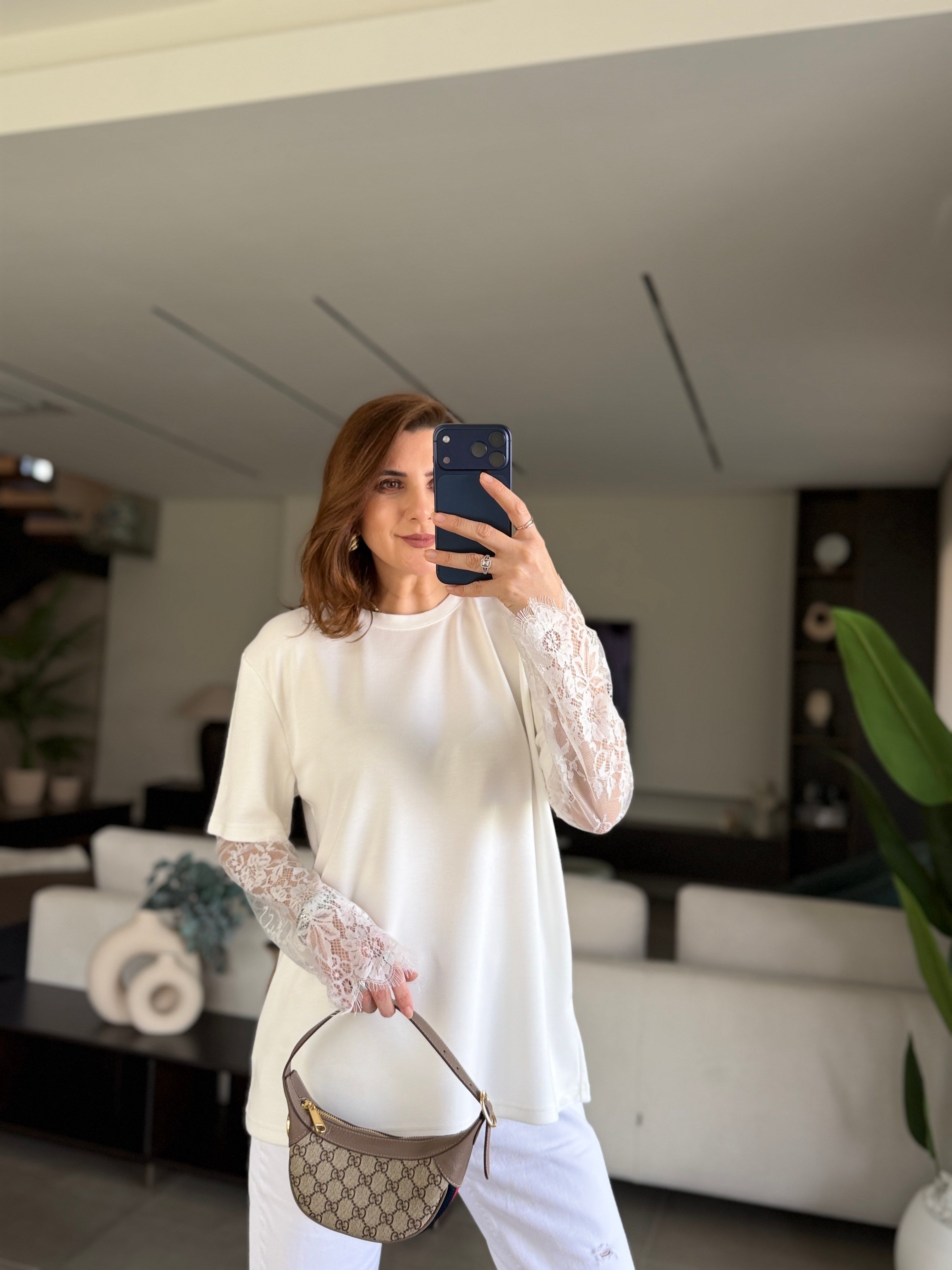 Beyaz Dantel Kol Bluz