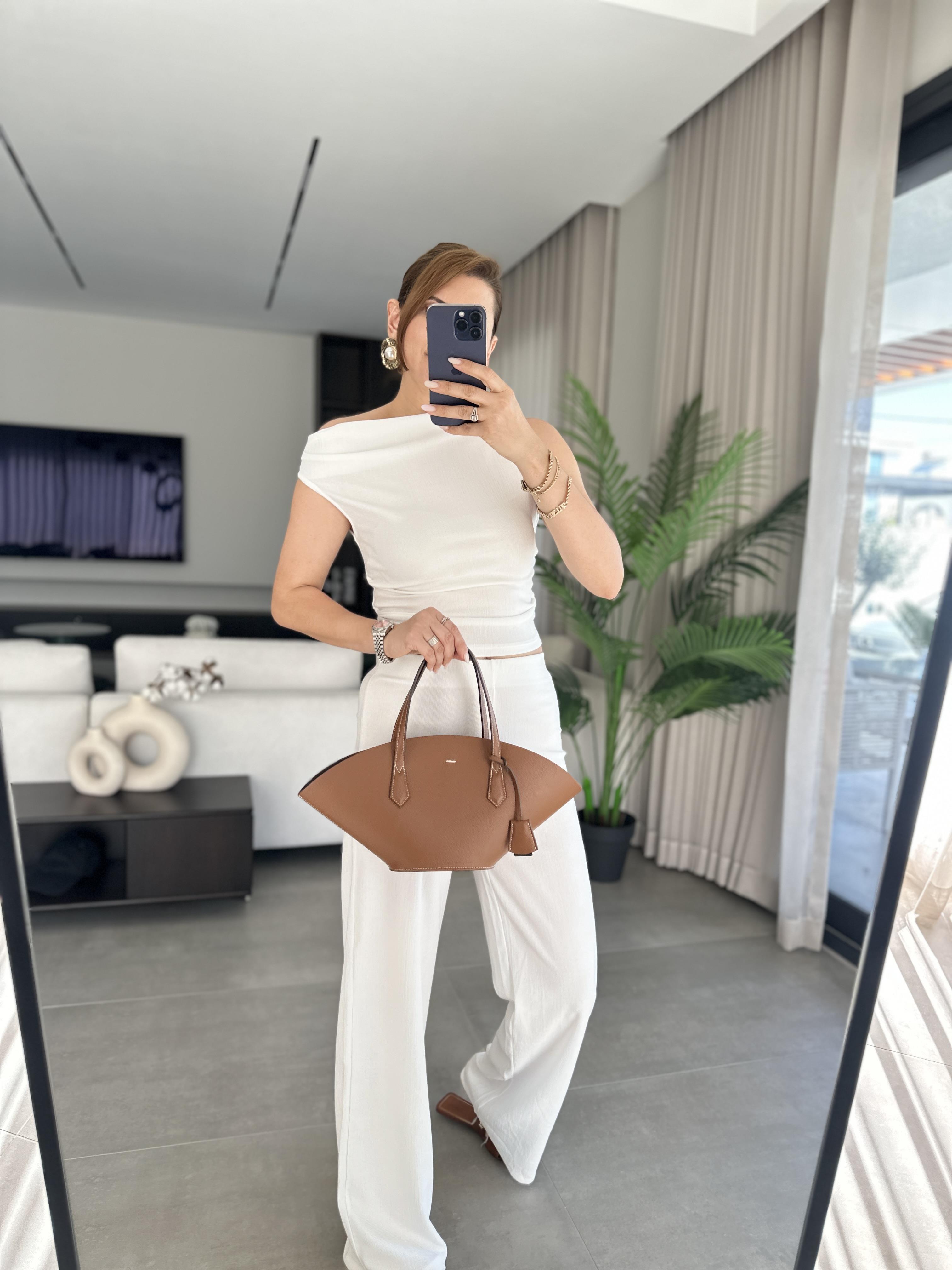 Beyaz Elegant Takım