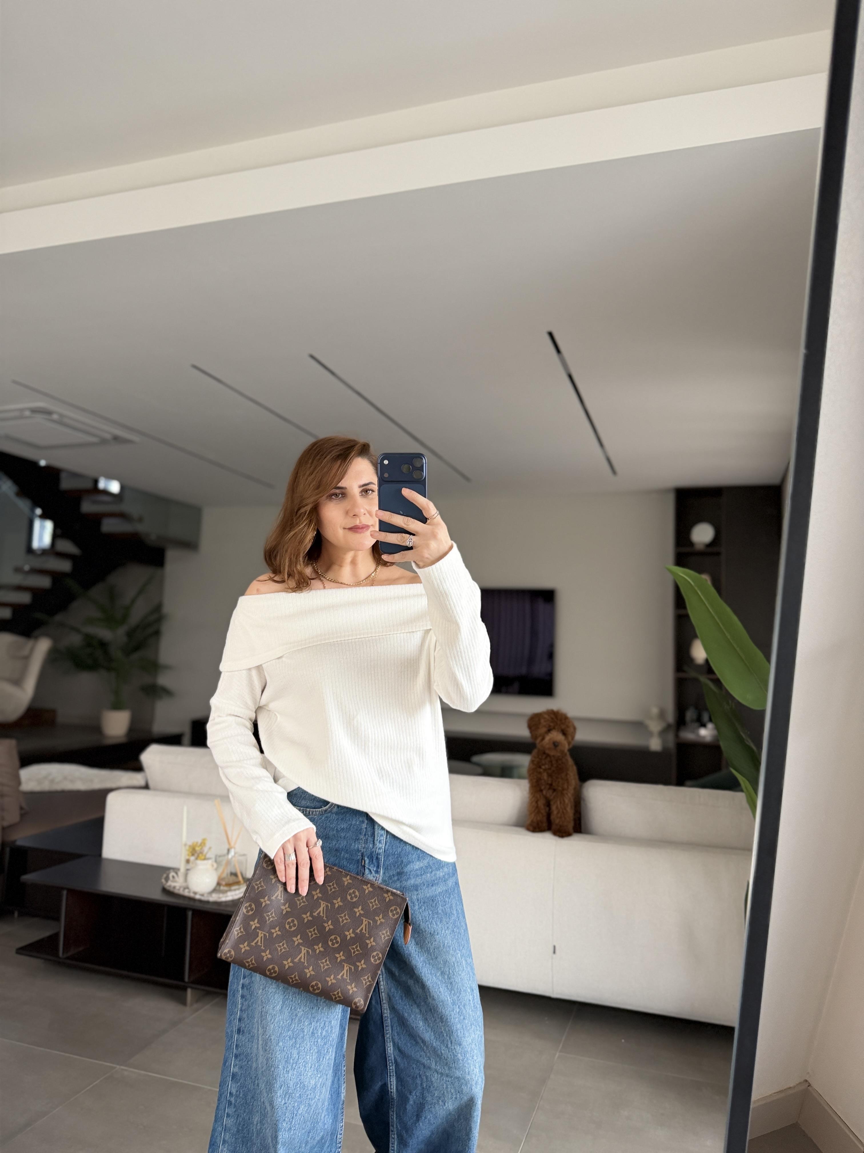 Beyaz Fitillli Madonna Yaka Bluz