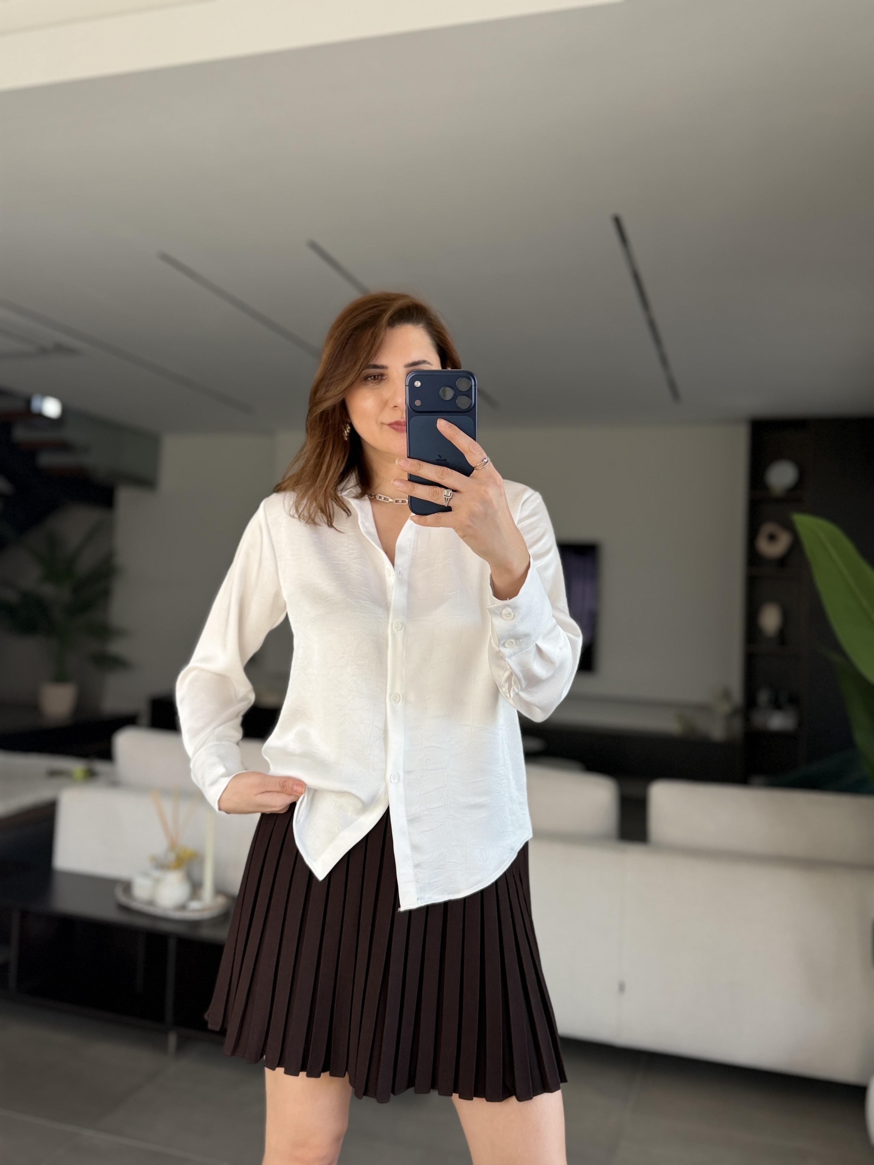 Beyaz Jakar Saten Gömlek