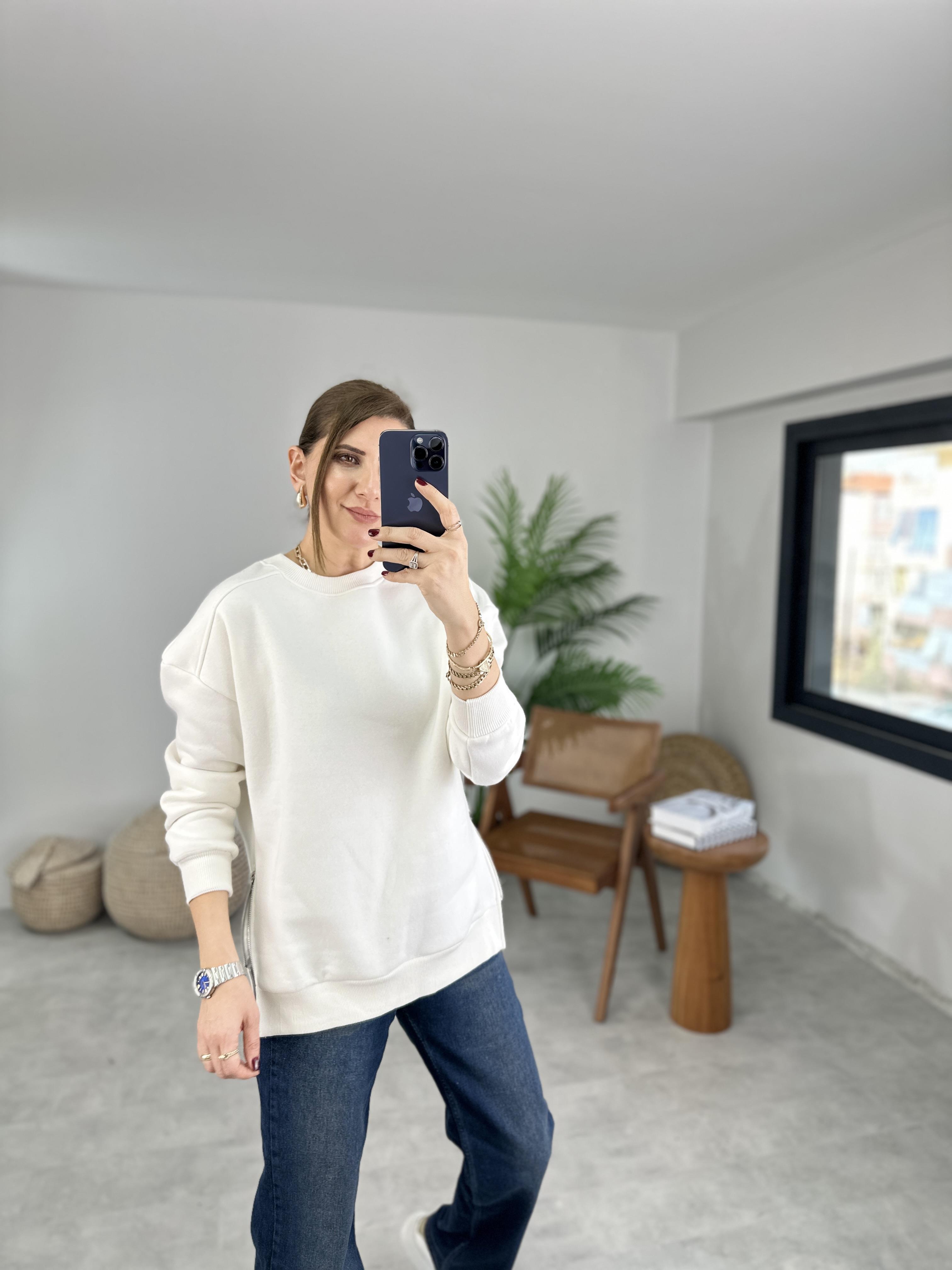 Beyaz Yanı Fermuarlı Sweat