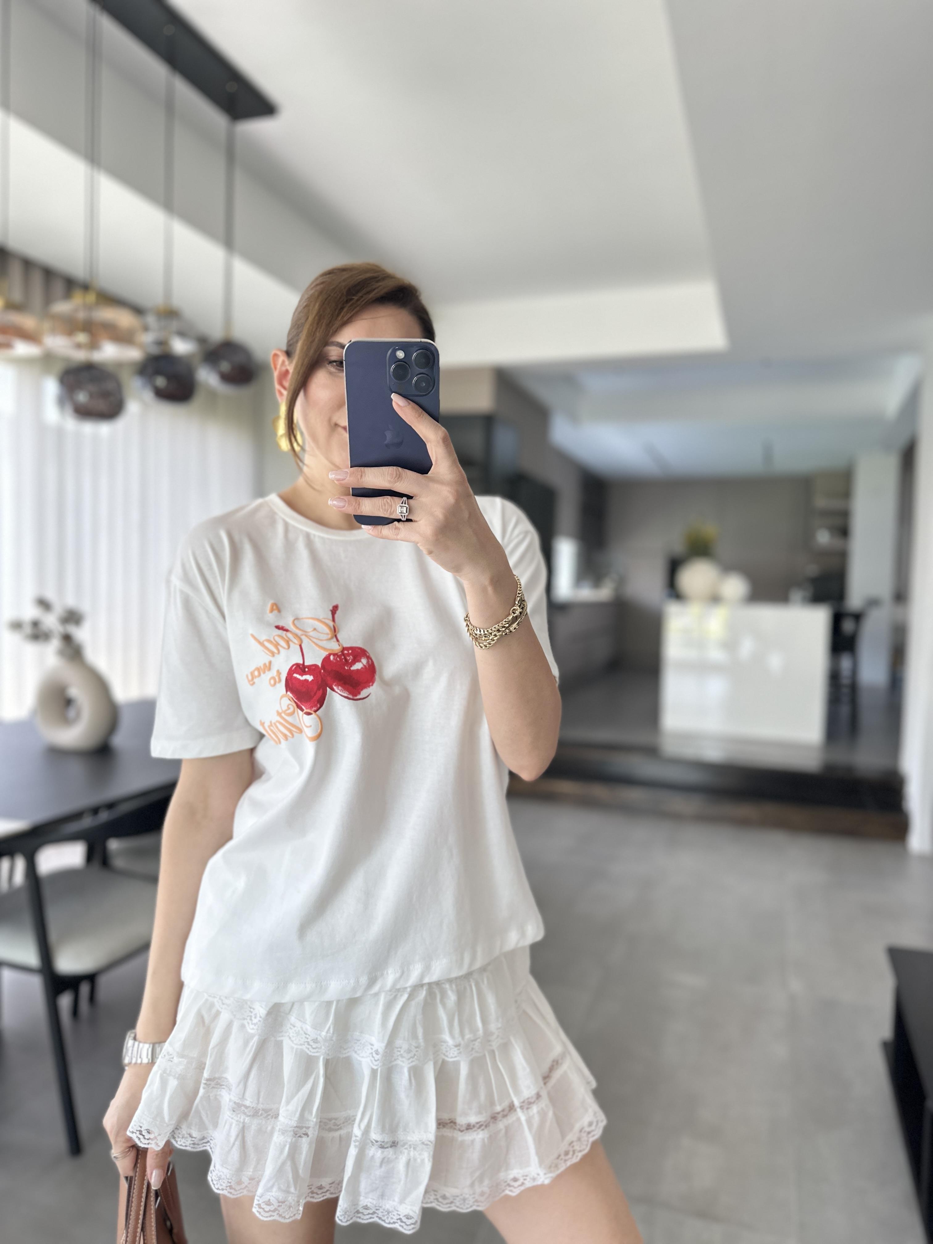 Kiraz Baskılı T-shirt