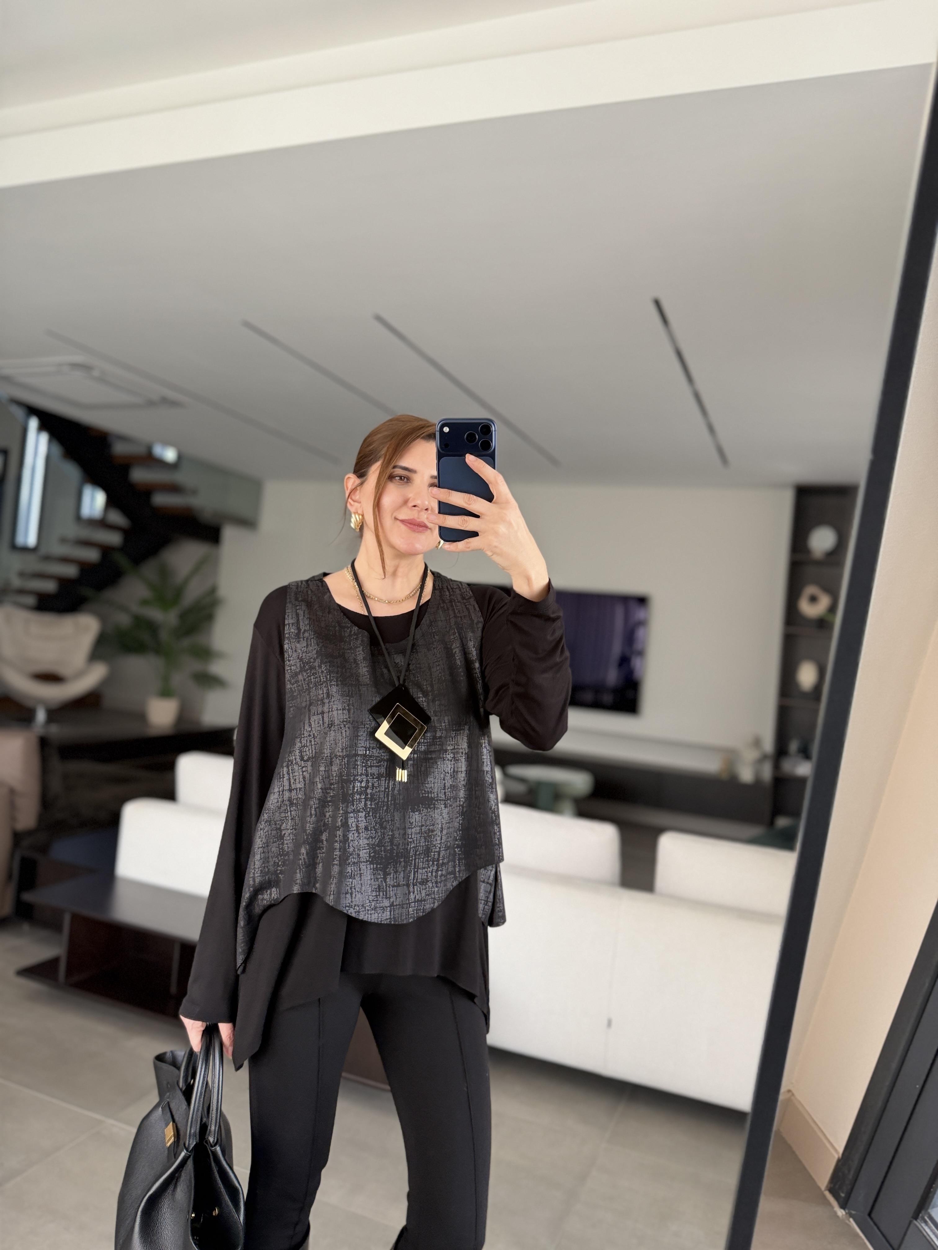 Kolyeli Asimetrik Kesim Bluz