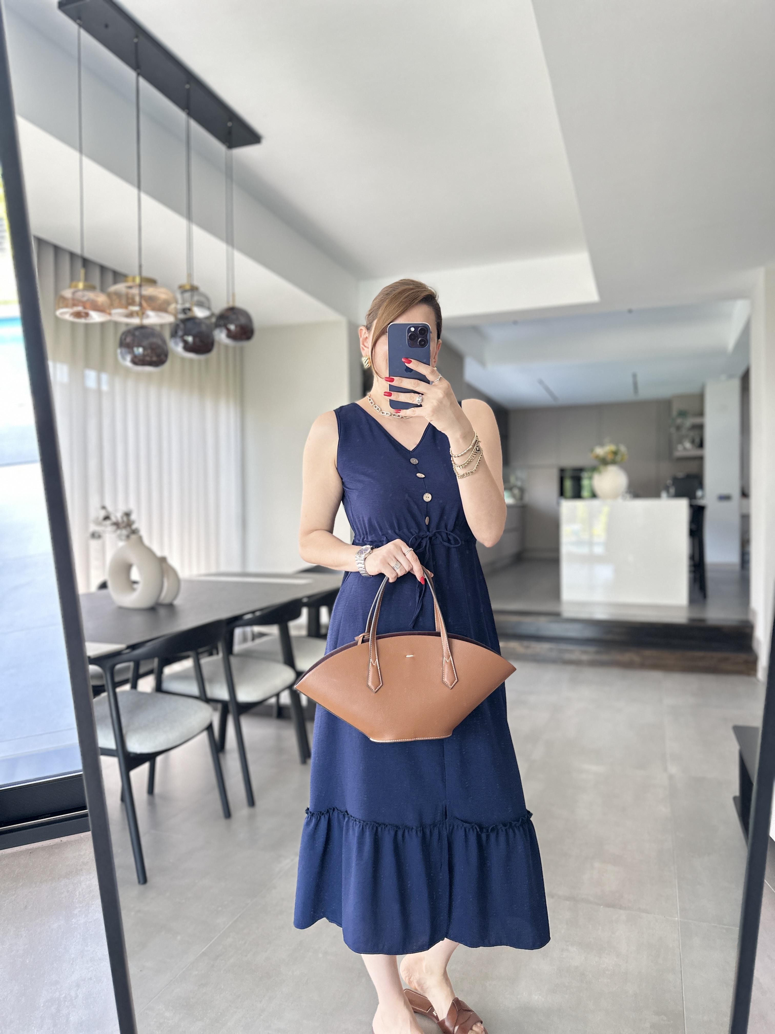 Lacivert Beli Bağcıklı Kolsuz Ayrobin Elbise