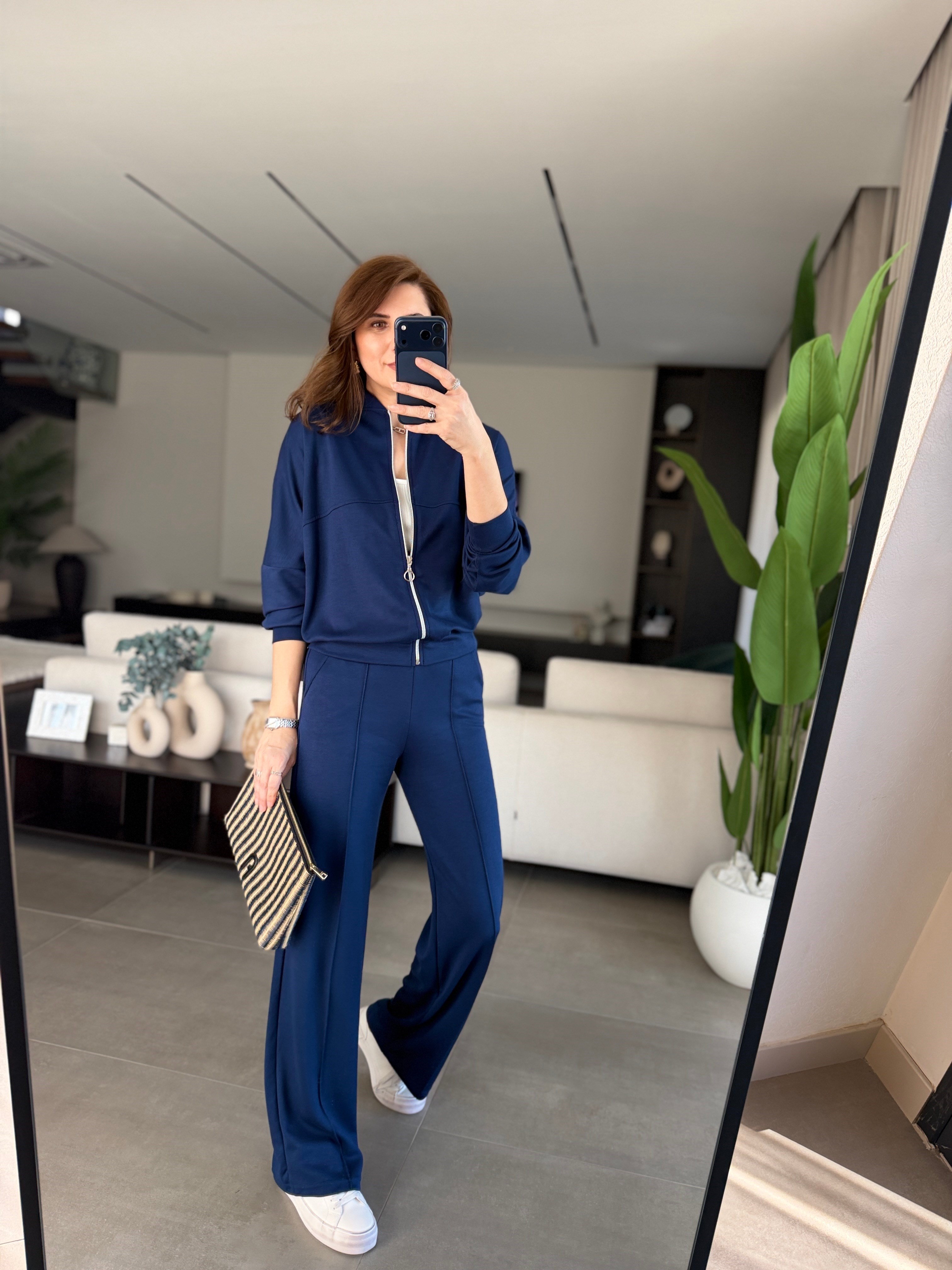 Lacivert Dikiş Detaylı Ceket Takım