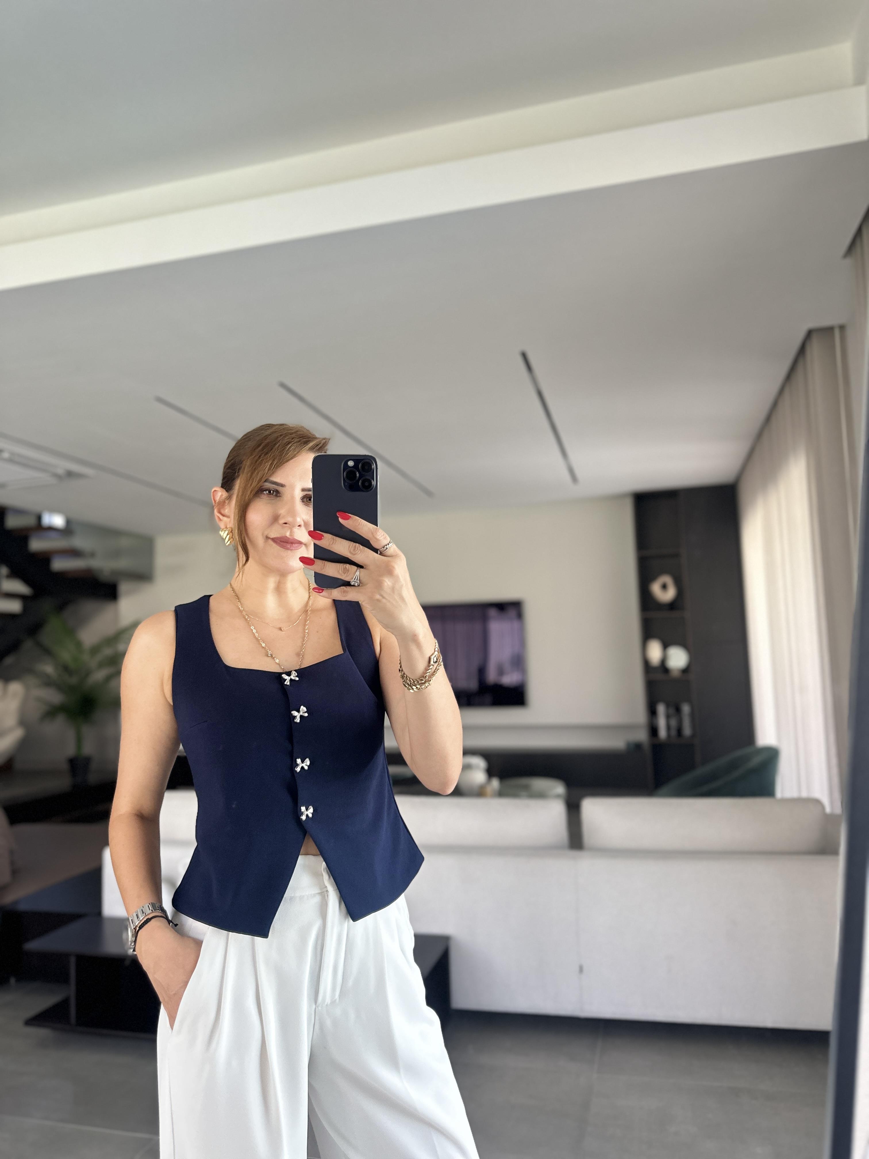 Lacivert Fiyonk Düğmeli Kumaş Yelek