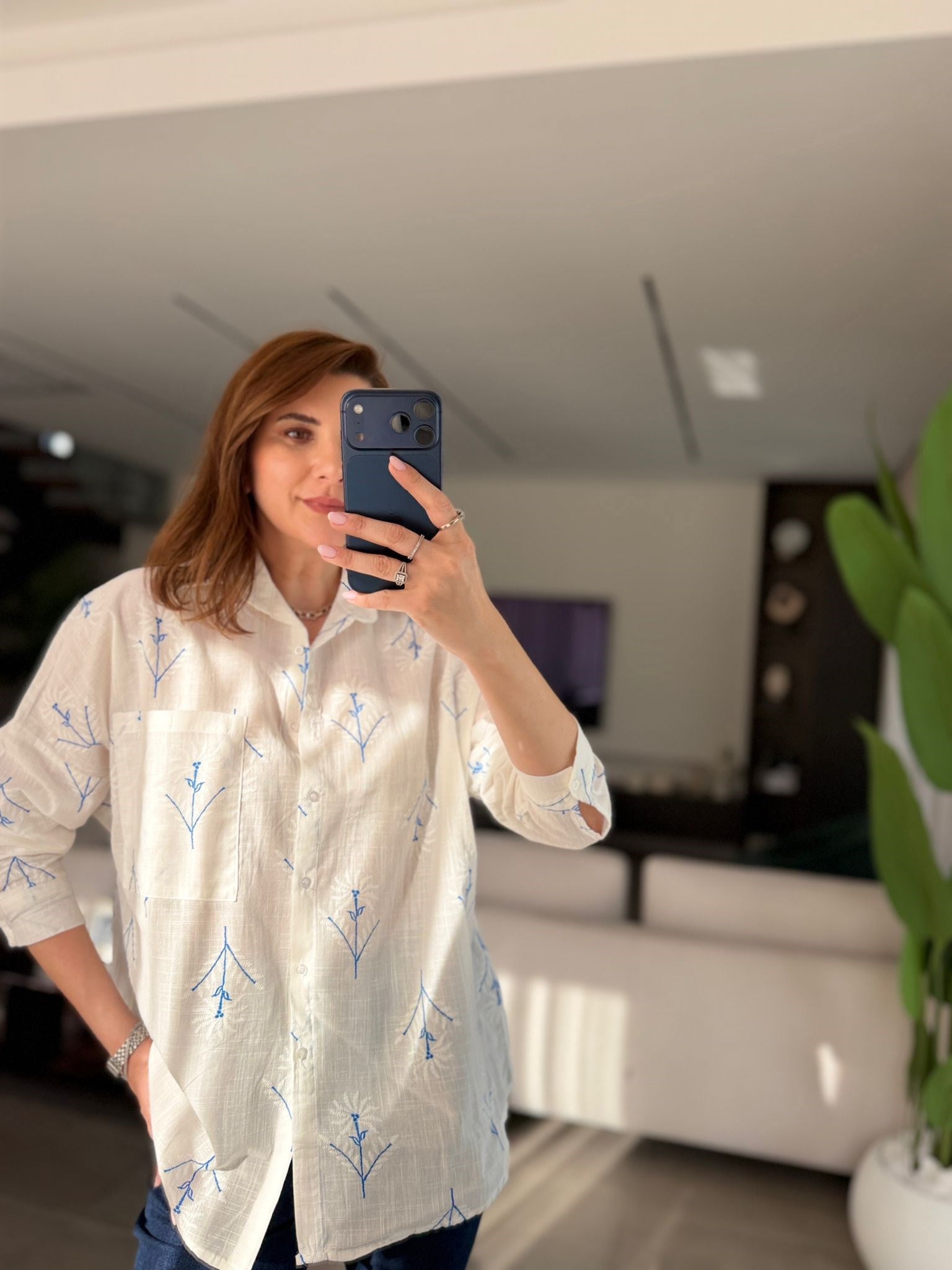 Mavi Keten Nakışlı Gömlek