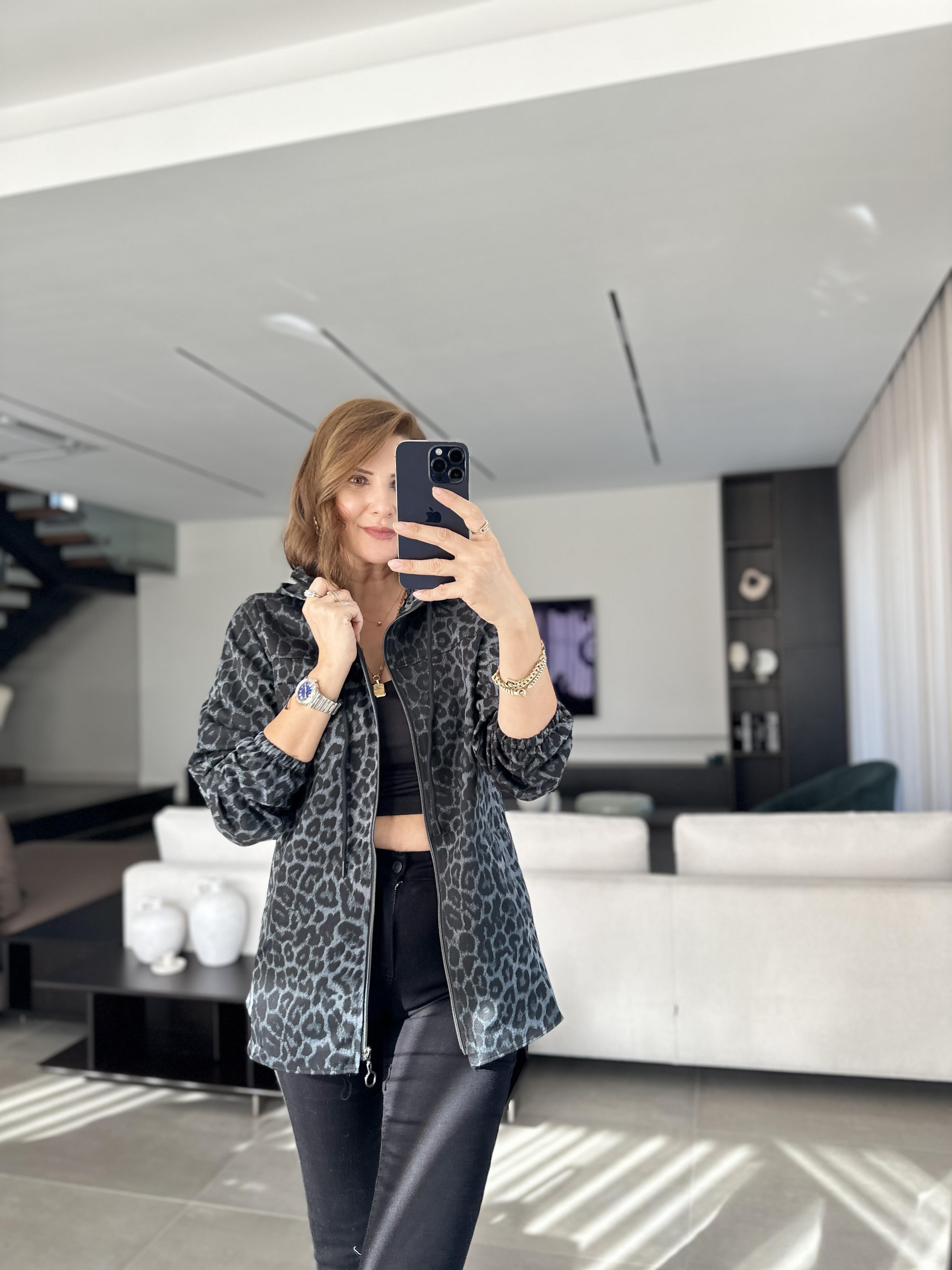 Mavi Leopar Desenli Gabardin Ceket