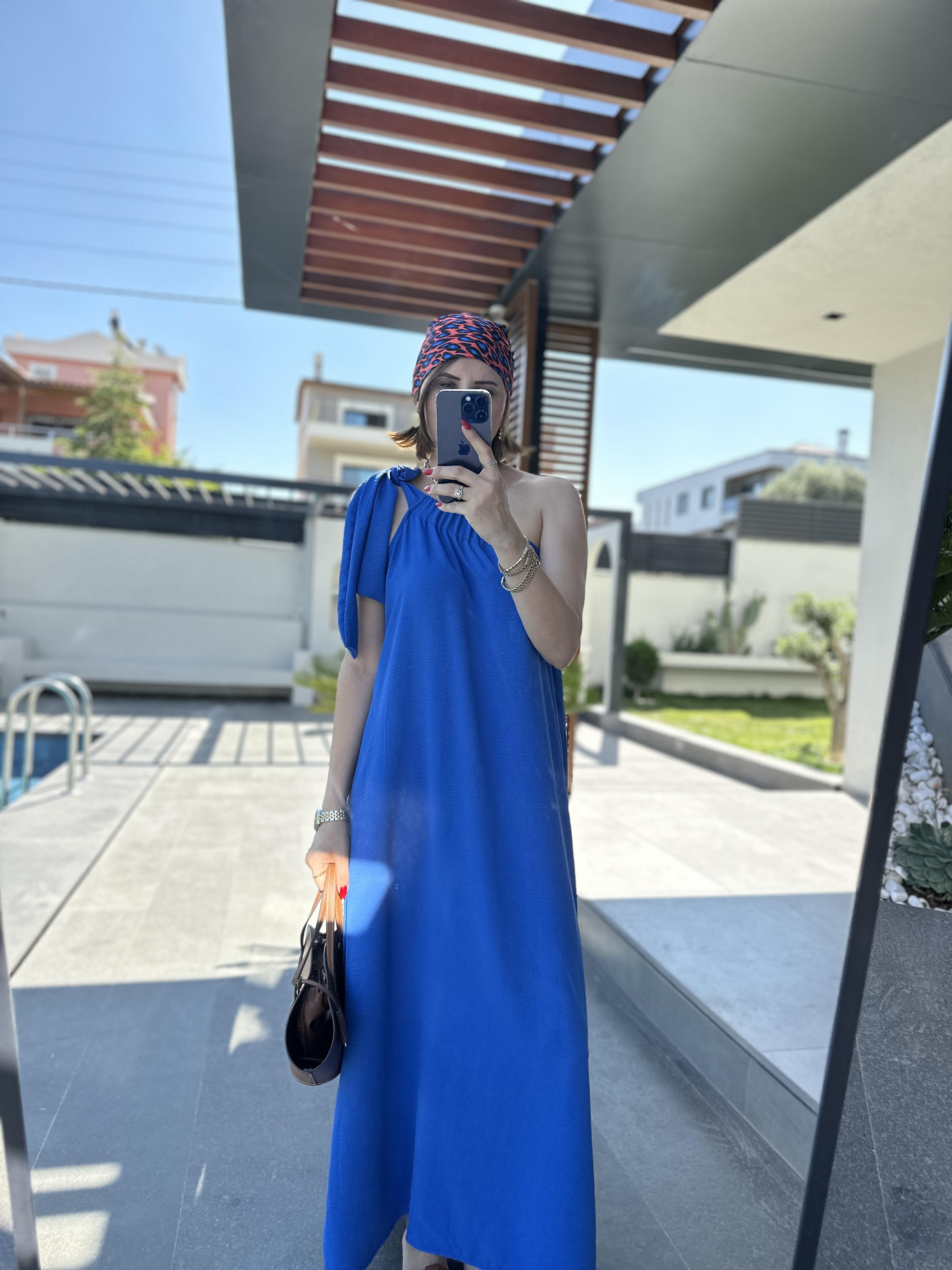 Mavi Tek Omuz Elbise