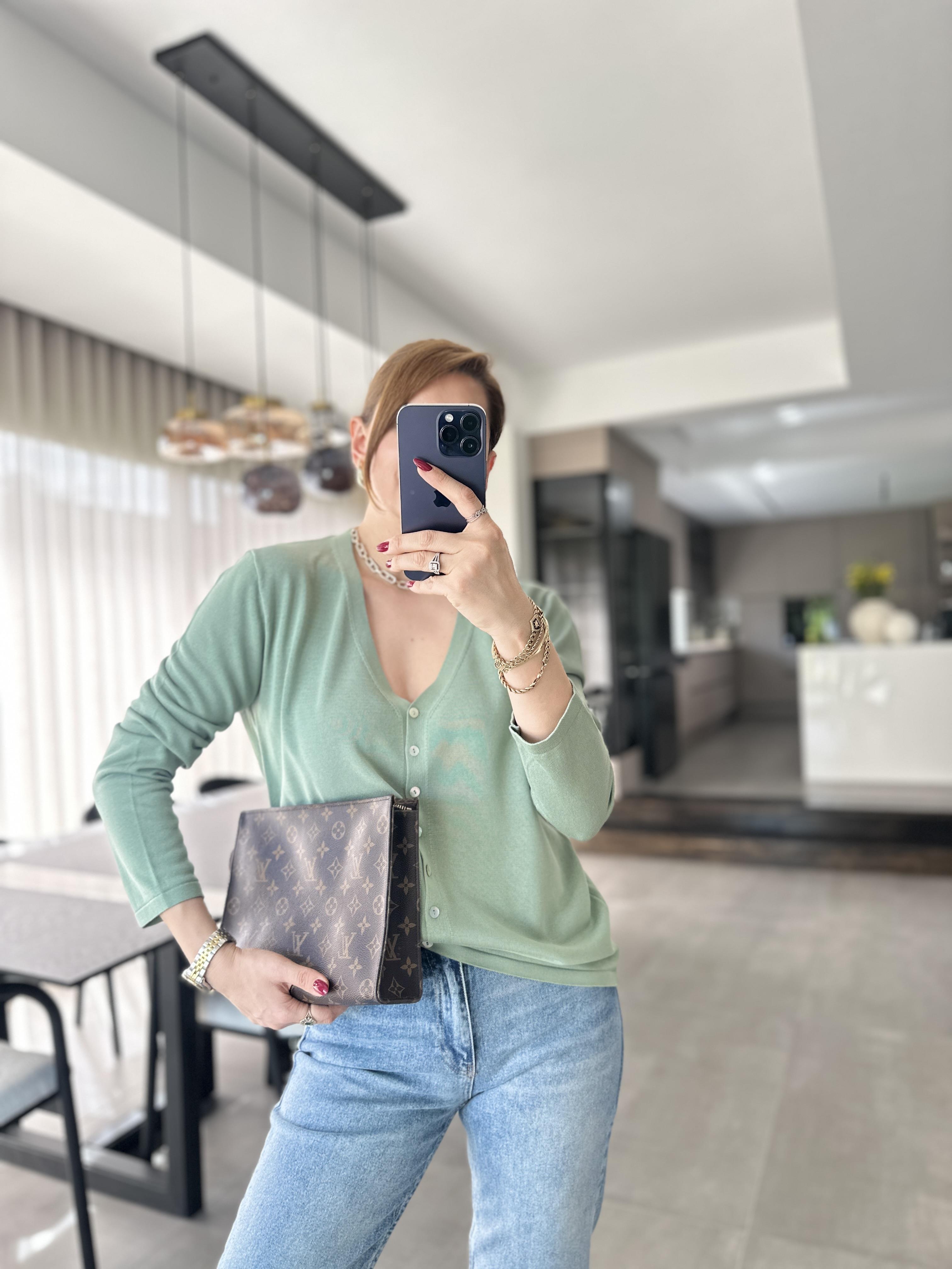 Mint Yeşili Düğmeli Hırka
