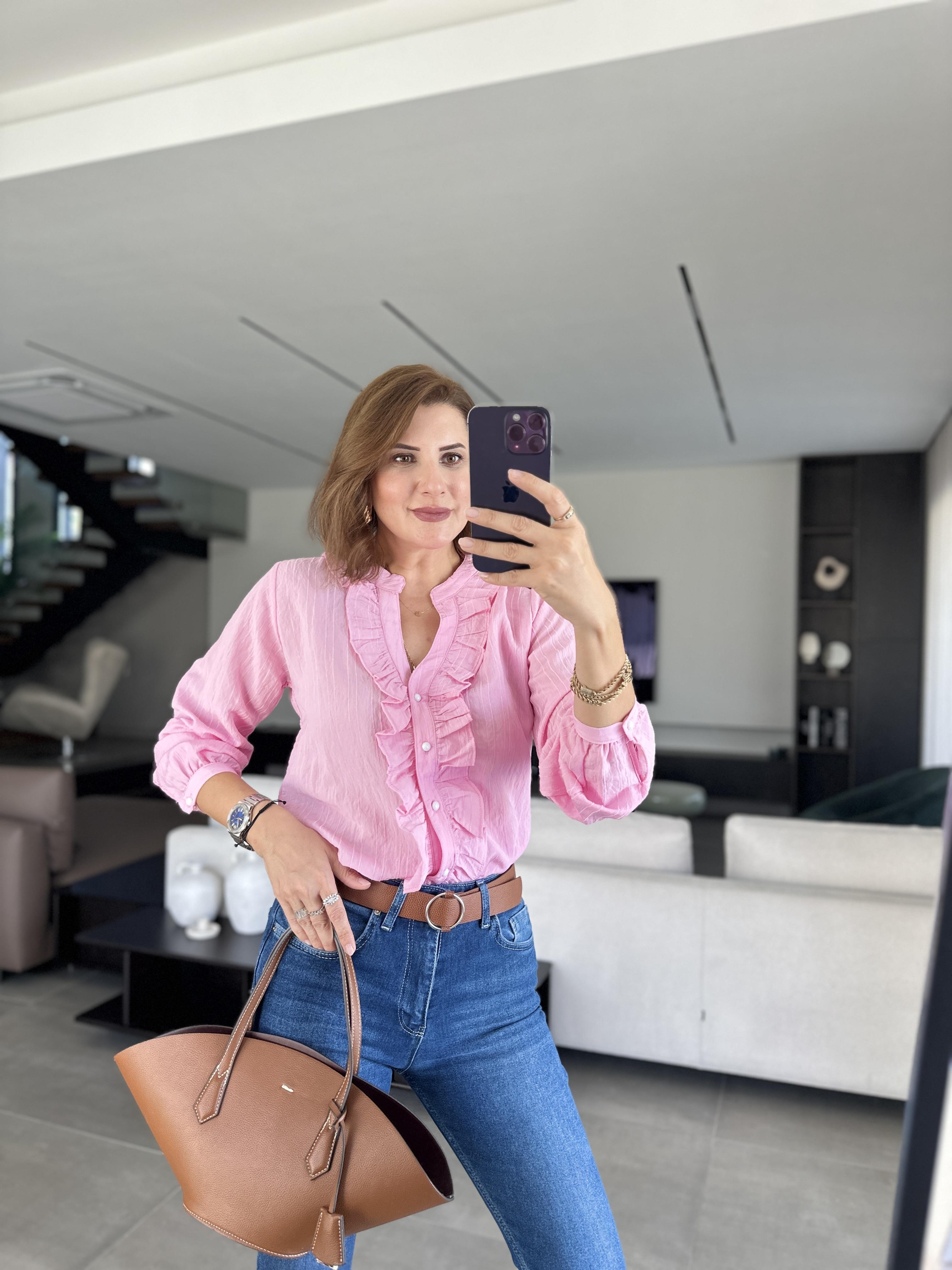 Pembe Fırfırlı Boncuk Düğmeli Gömlek