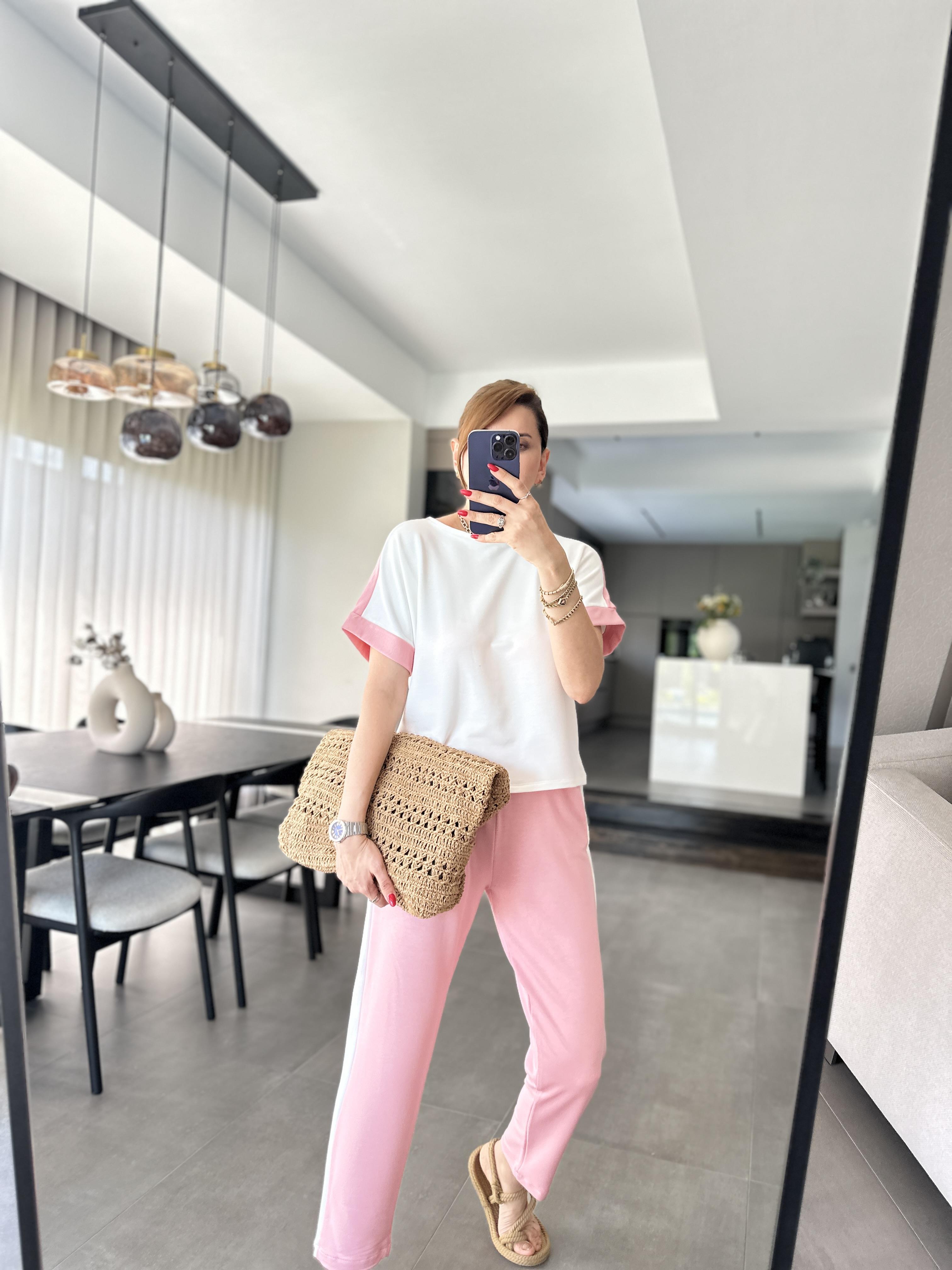 Pembe Kristal Garnili Takım