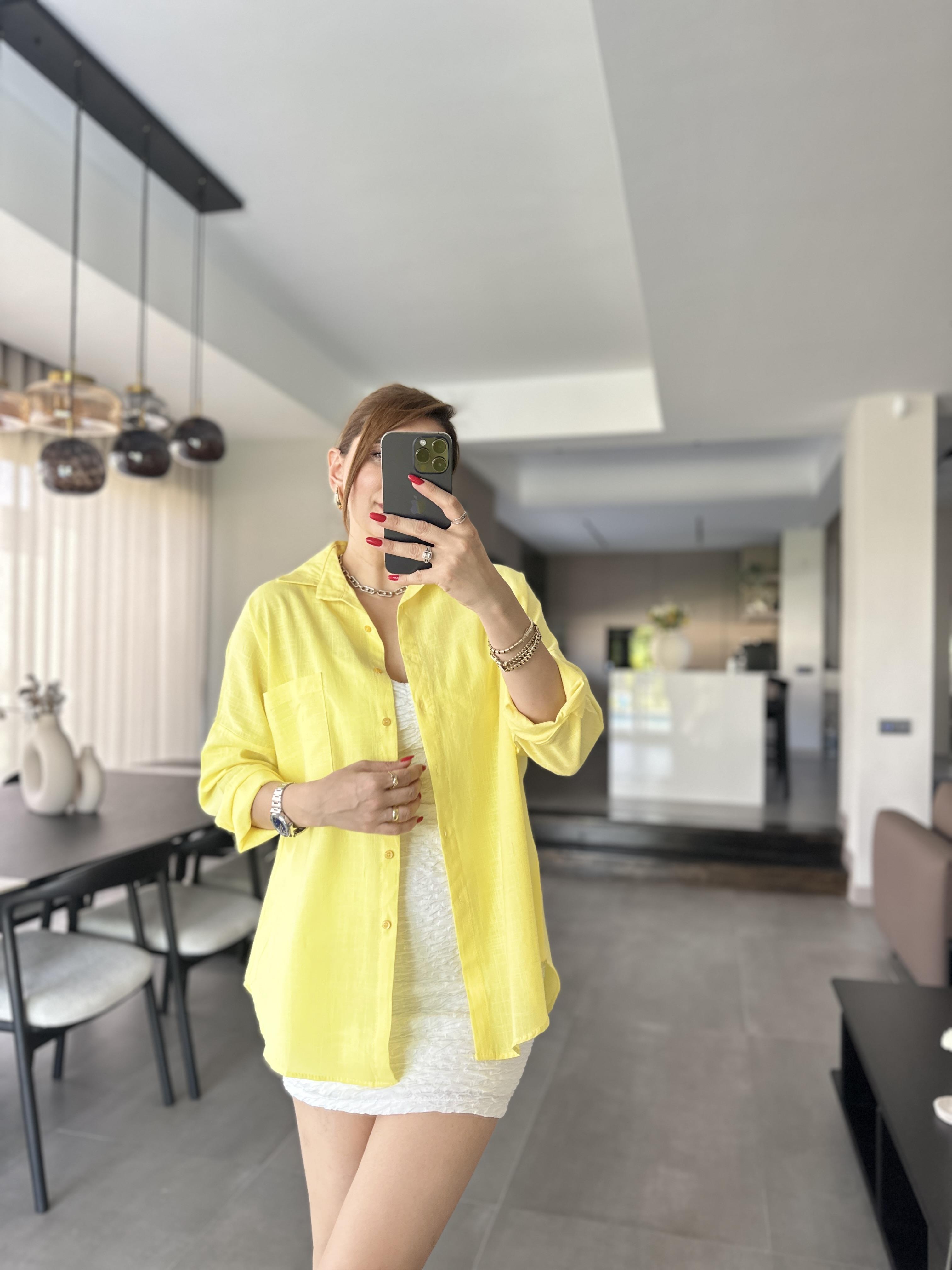 Sarı Cep Detaylı Oversize Gömlek