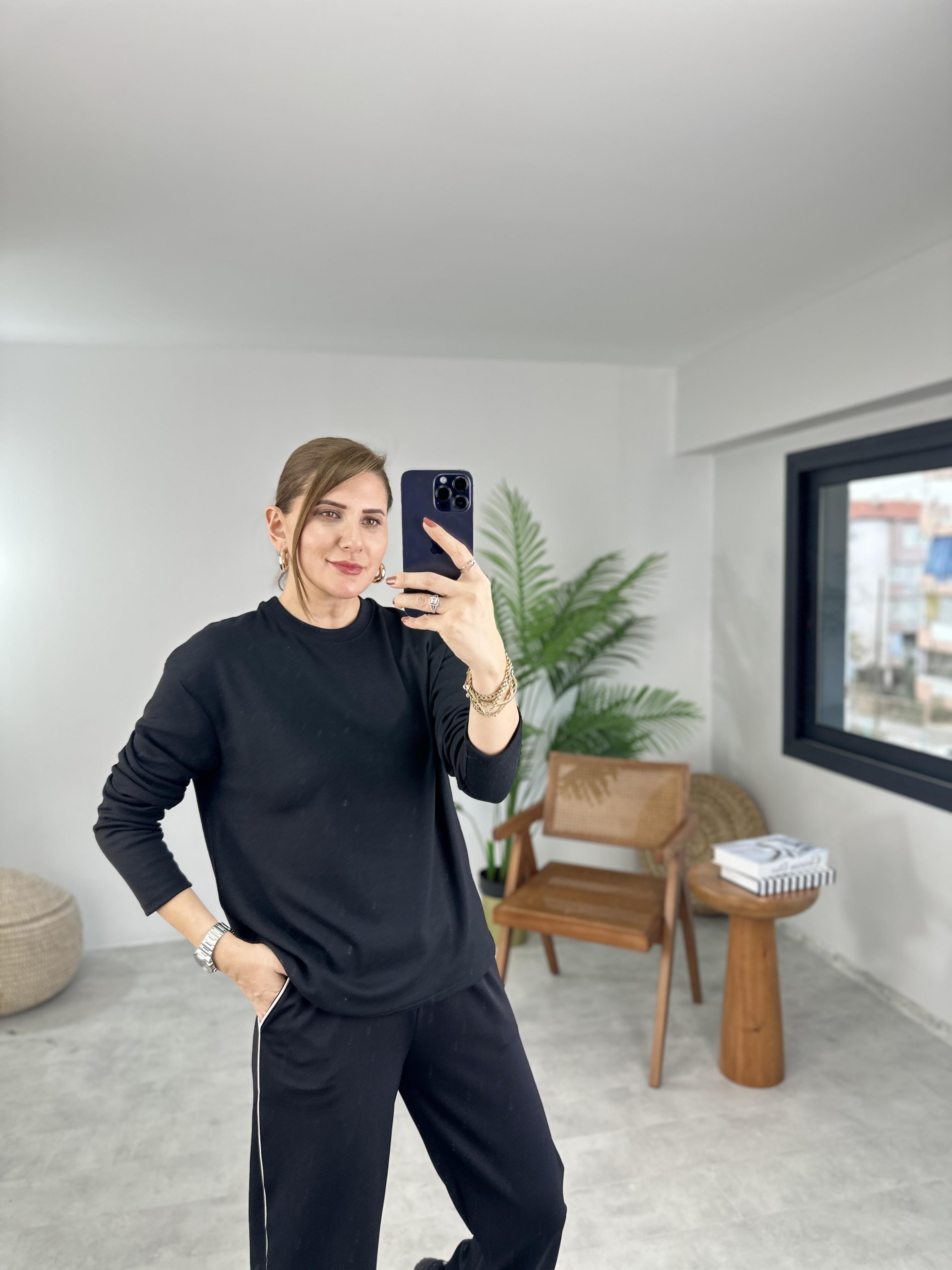 Siyah Basic Uzun Kol Sweat