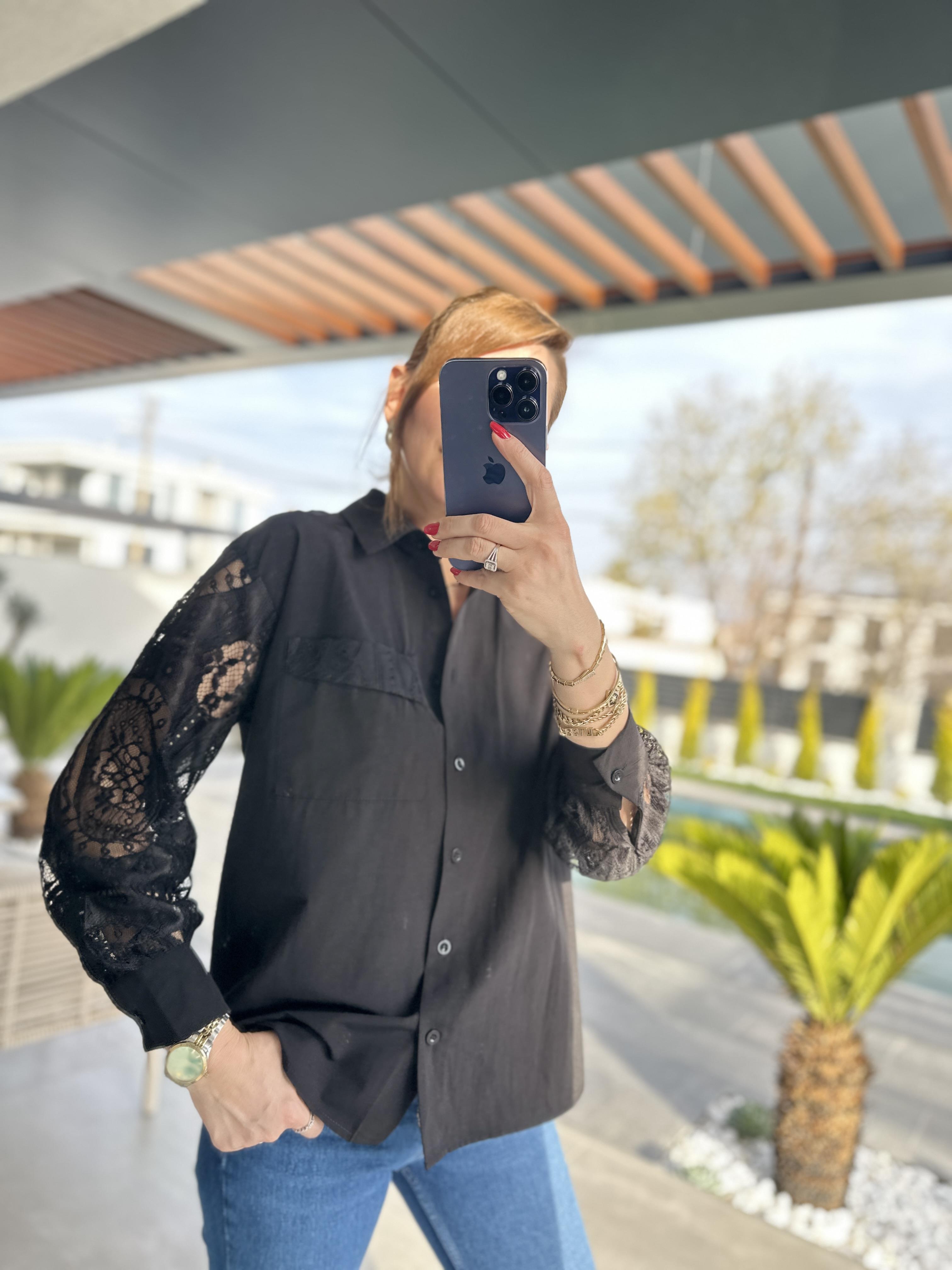 Siyah Güpür Detay Gömlek