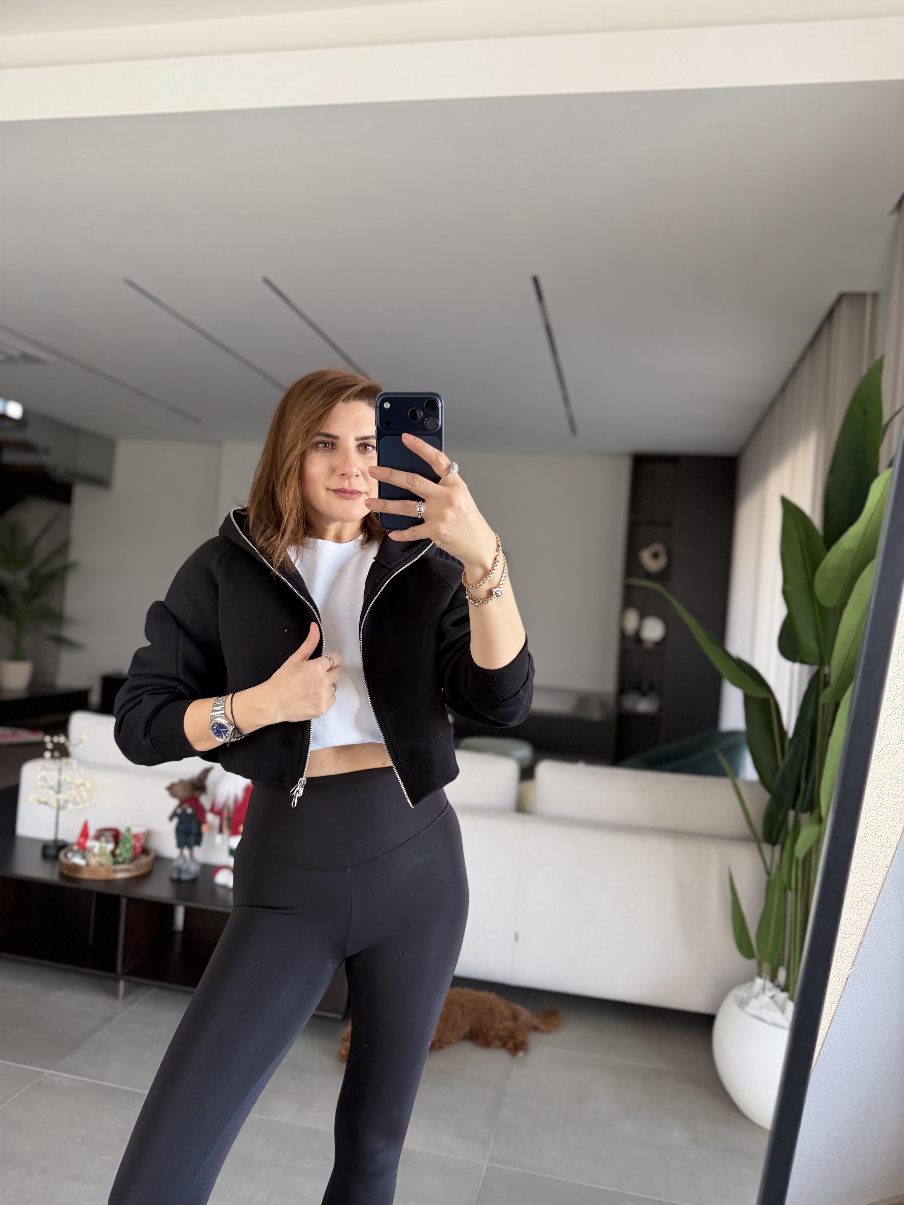 Siyah İçi Şardonlu Üç İplik Fermuarlı Ceket