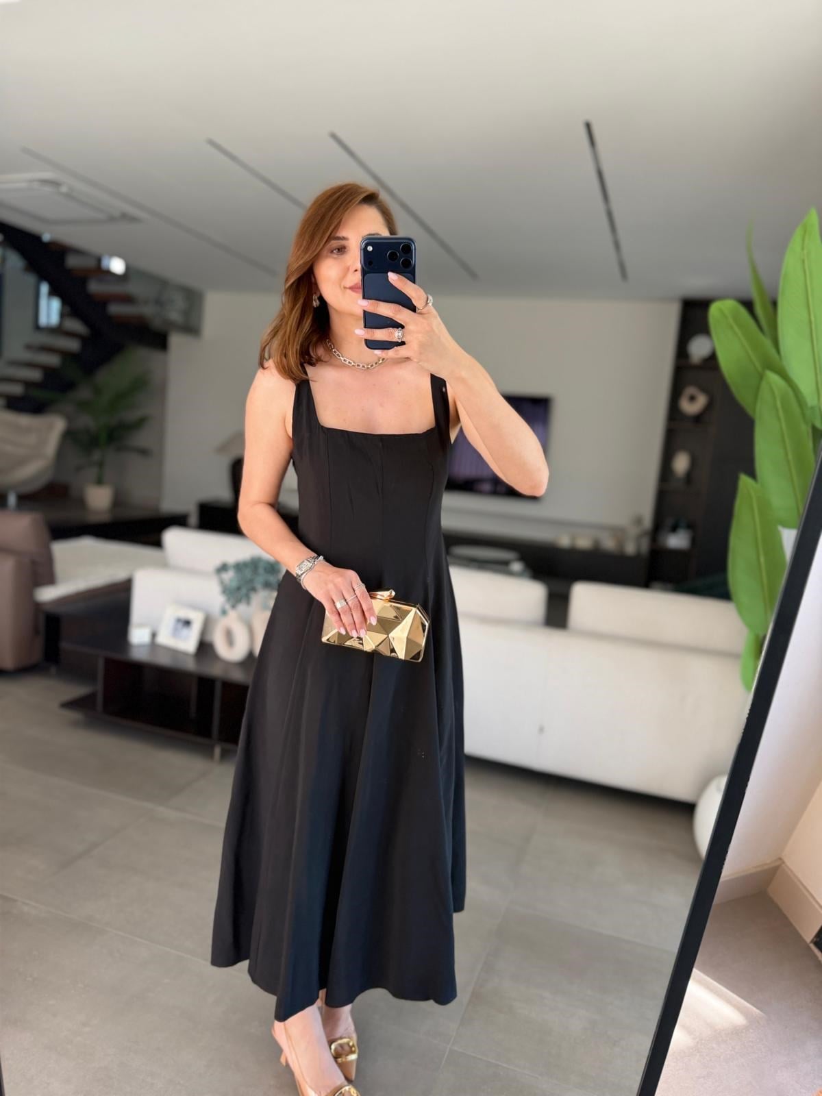 Siyah Modal Kare Yaka Elbise