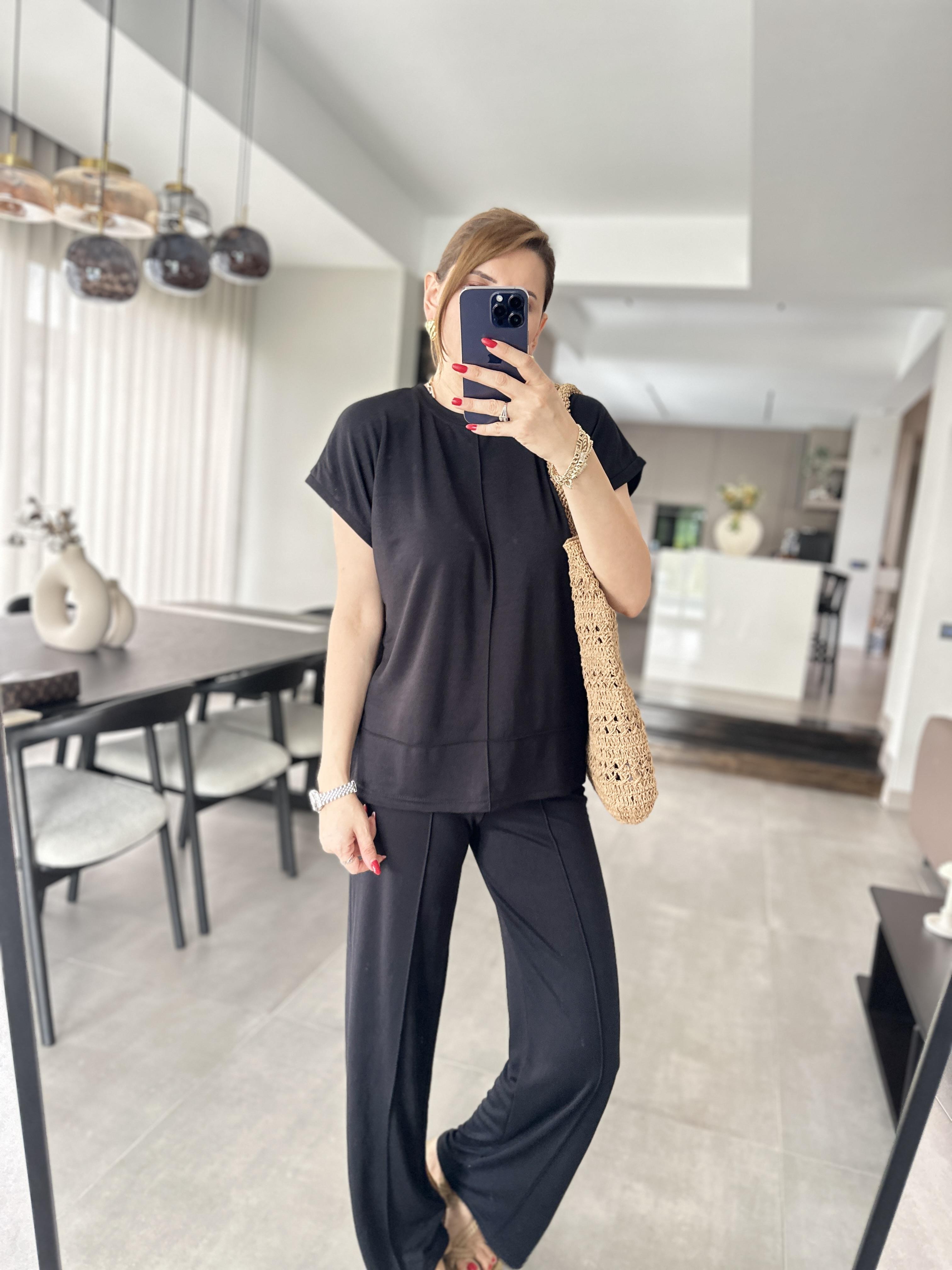 Siyah Modal Kumaş Çımalı T-Shirt Pantolonlu Takım