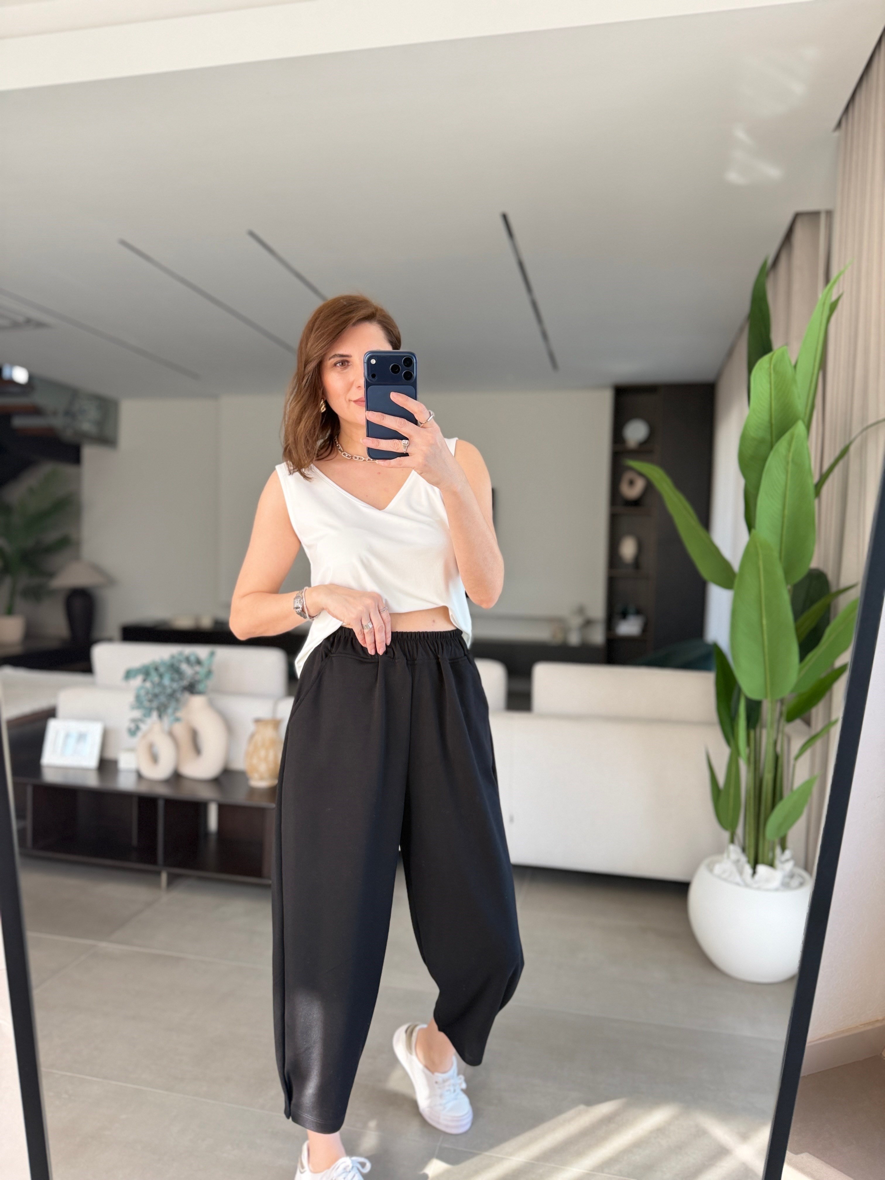 Siyah Modal Paça Tutturmalı Pantolon