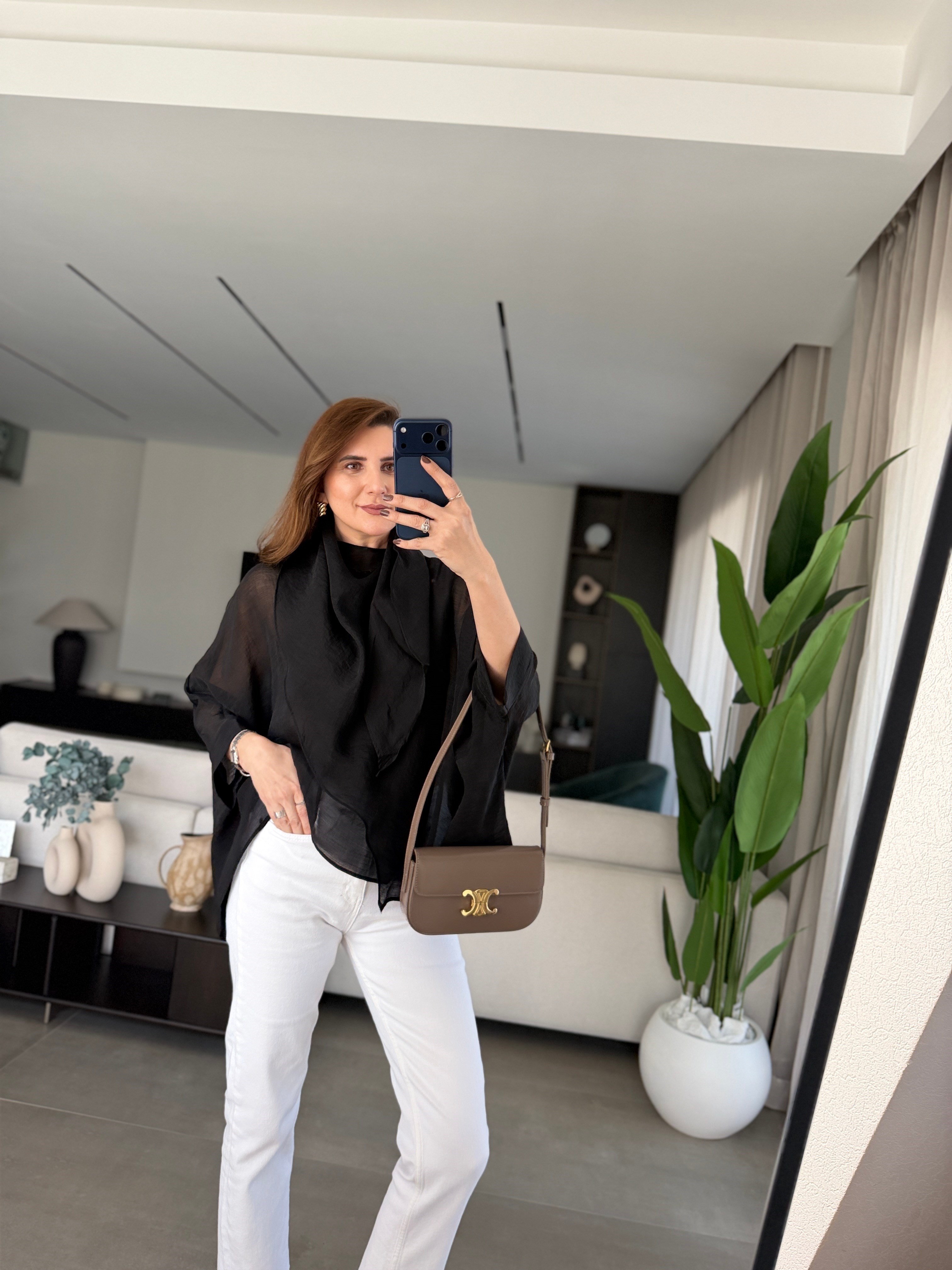 Siyah Uçuşan Pelerin Bluz