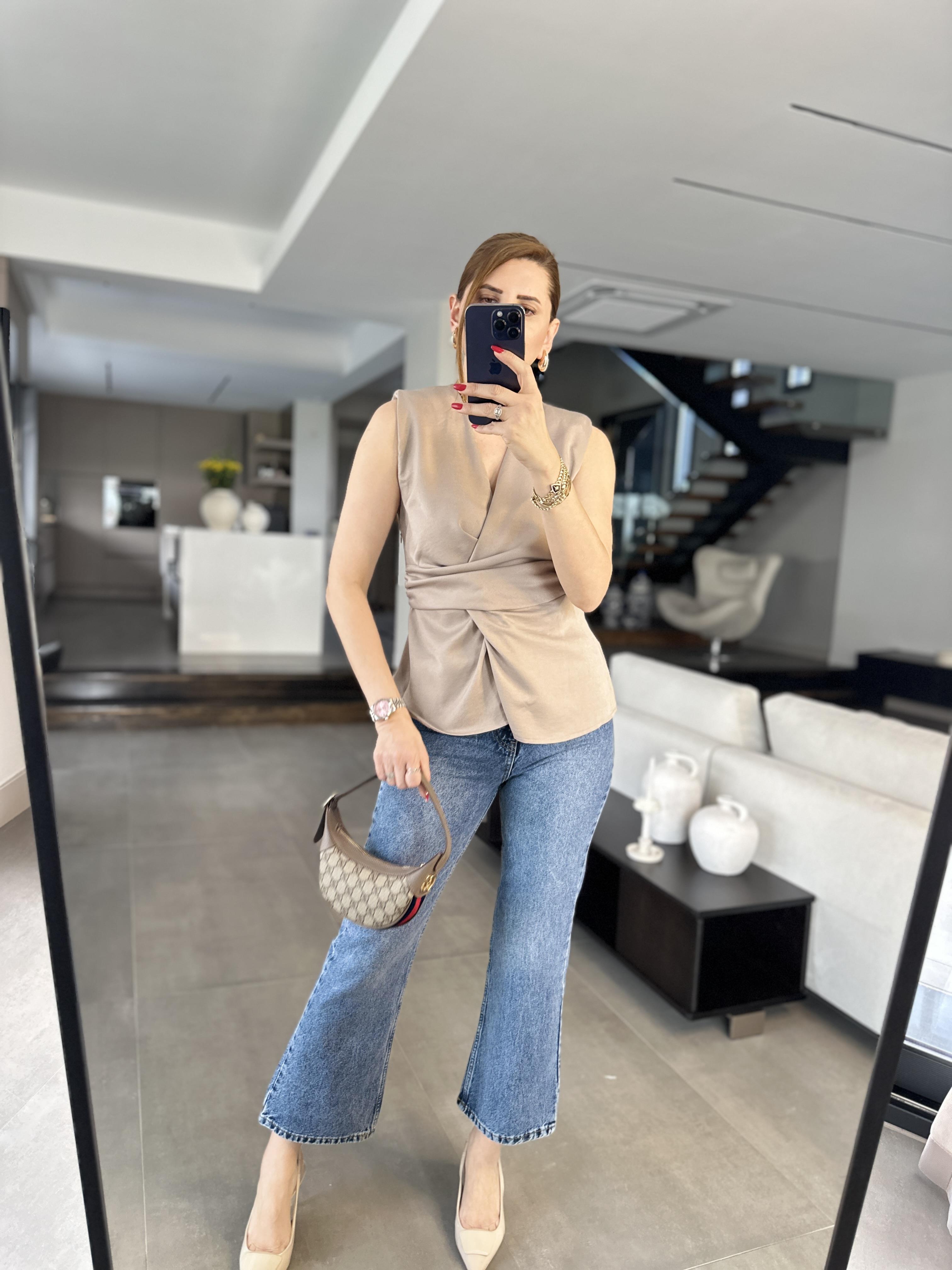 Vatkalı Kruvaze Yandan Fermuarlı Bluz