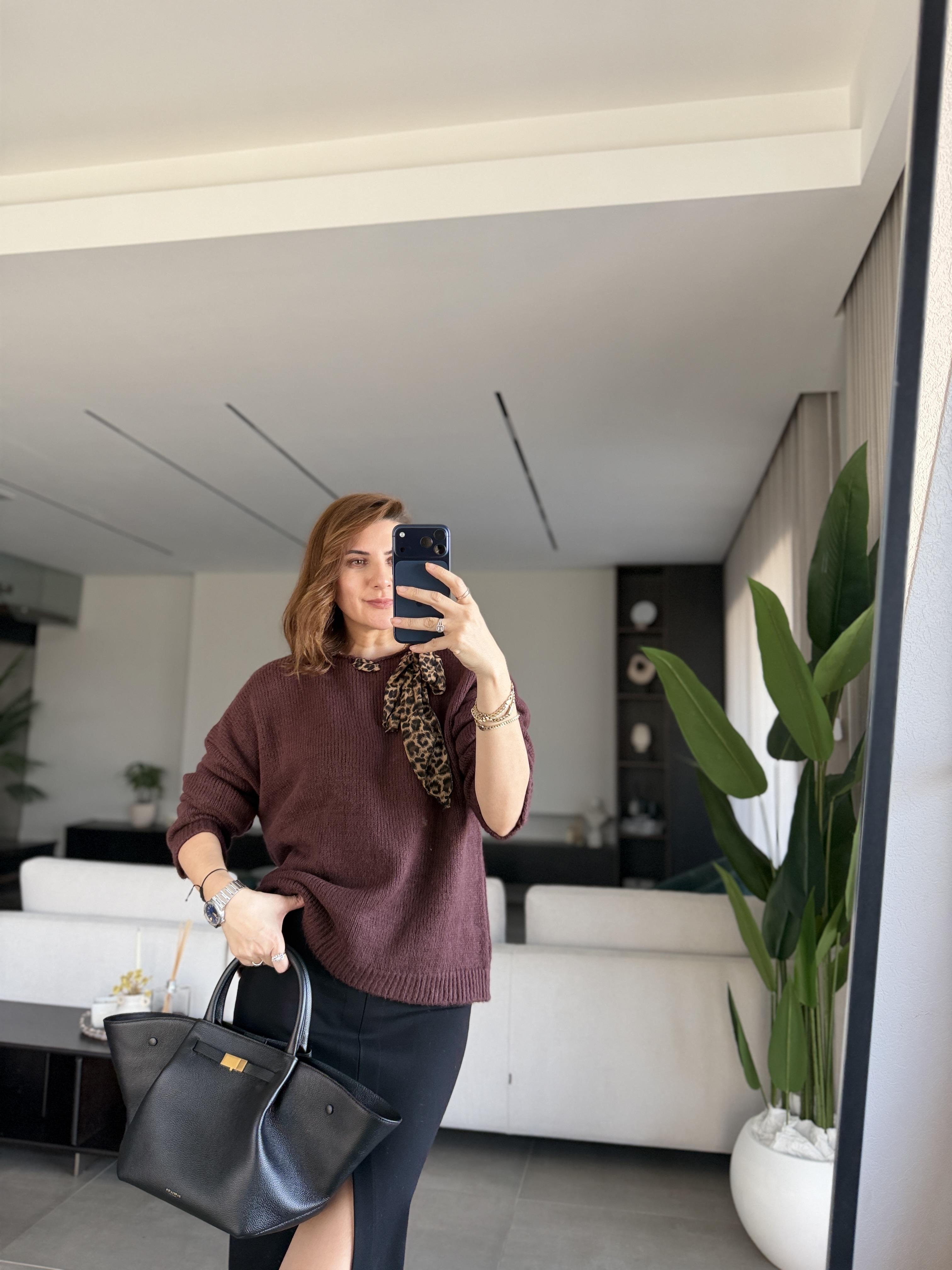 Vişne Çürüğü Yakadan Fularlı Kazak