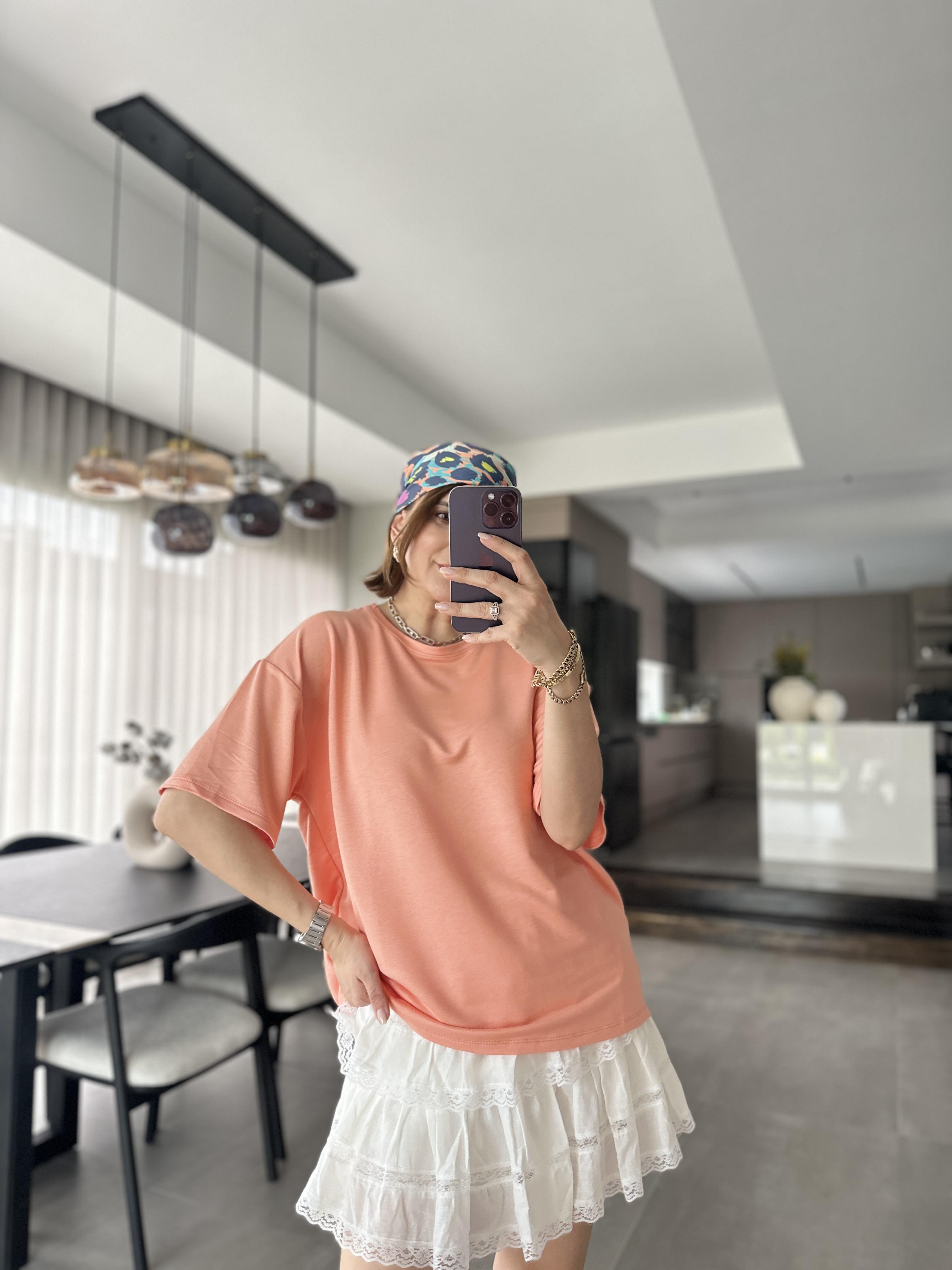 Yavru Ağzı Lulin Bisiklet Yaka T-shirt