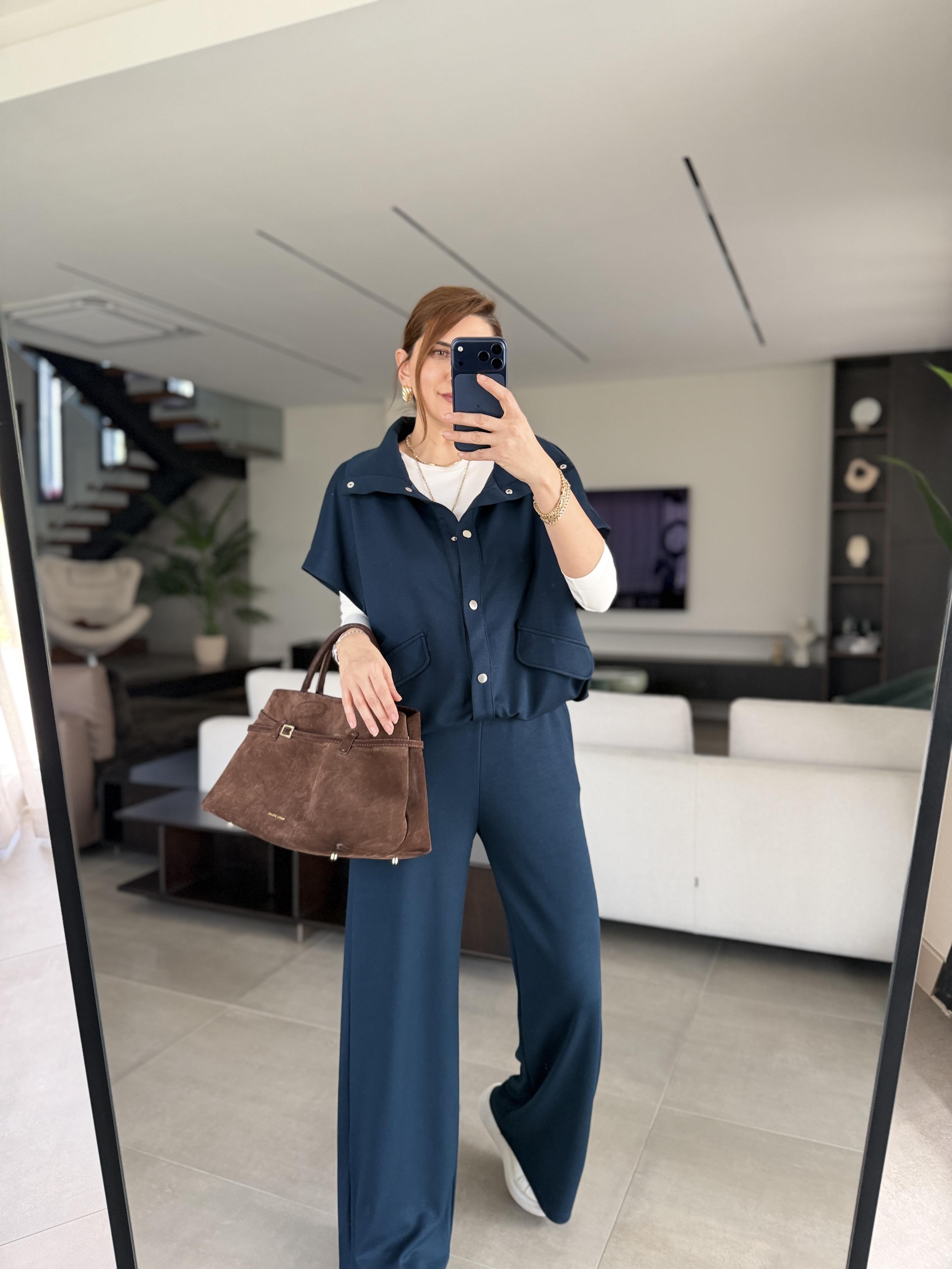 Yelekli Üçlü Takım