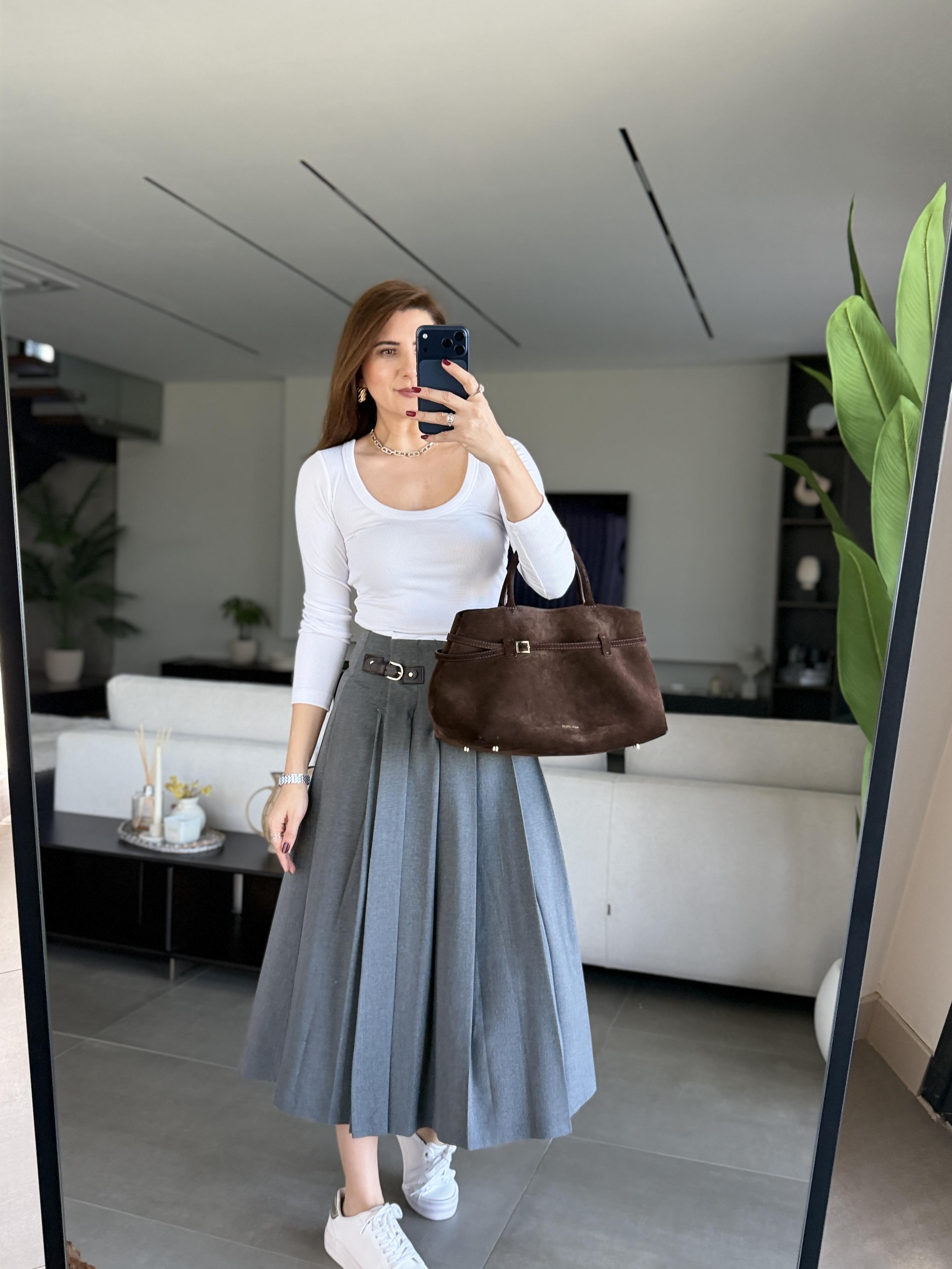 Yırtmaç Ve Kemer Detaylı Etek