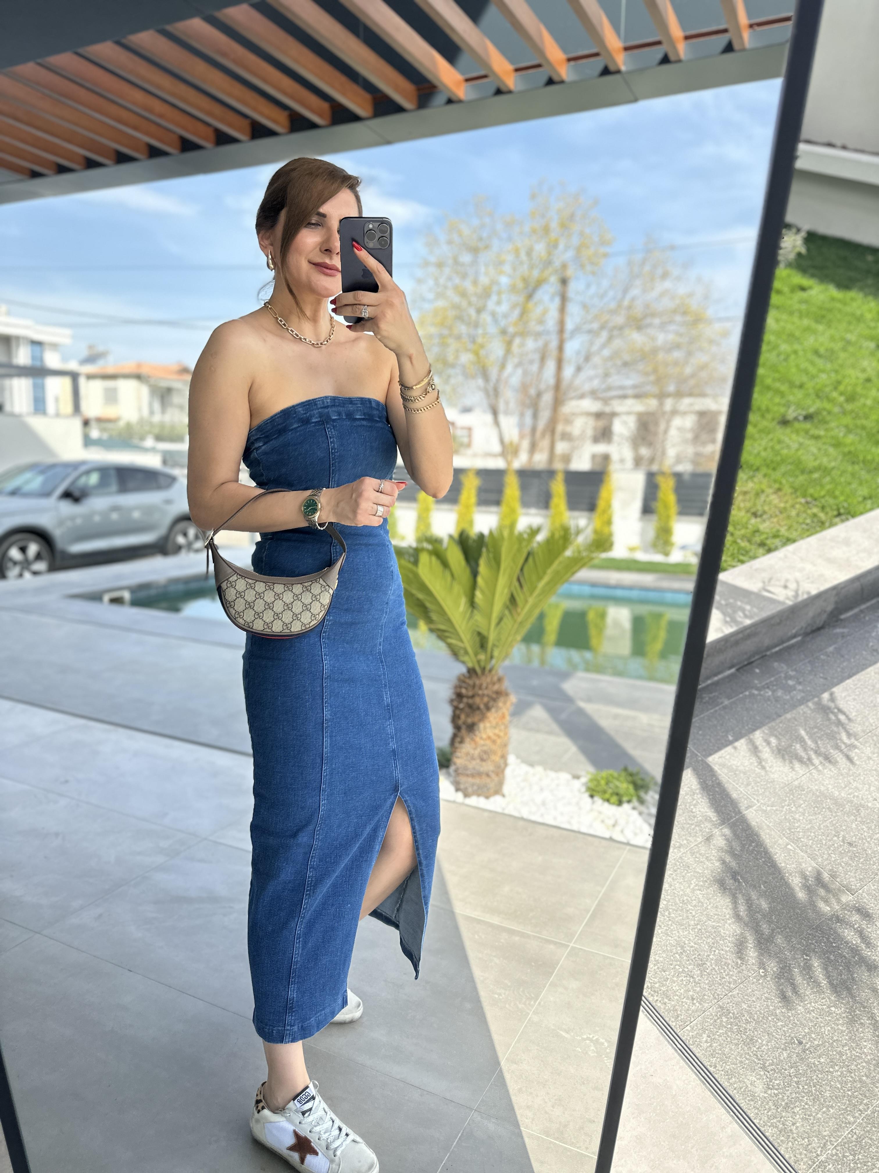 Yırtmaçlı Straplez Kot Elbise