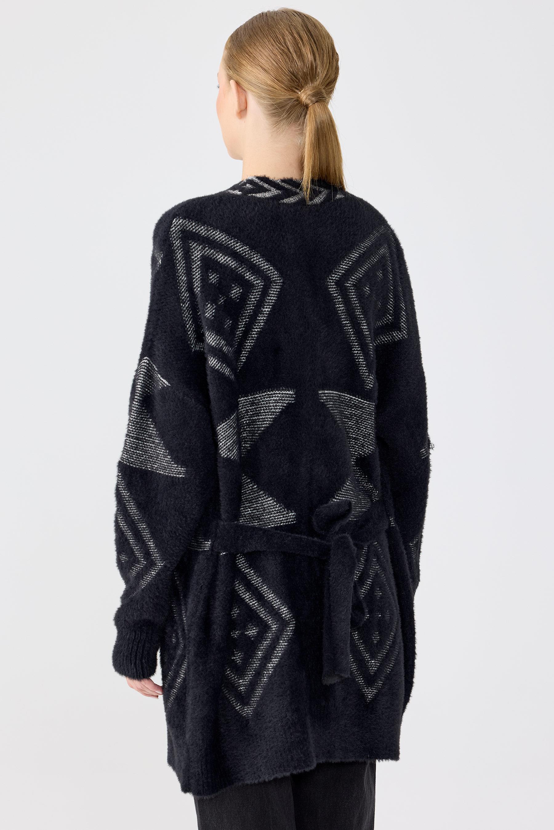 Desen Detaylı Hırka SİYAH GÜMÜŞ-32