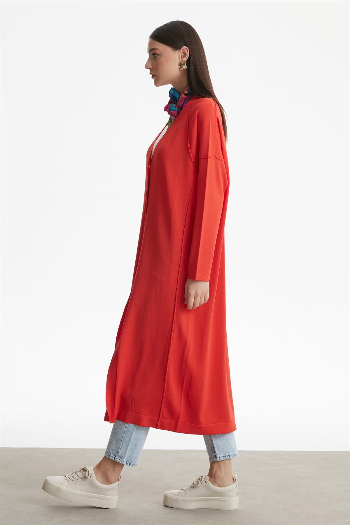 TERS  DİKİŞ DETAYLI RAYON HIRKA KIRMIZI