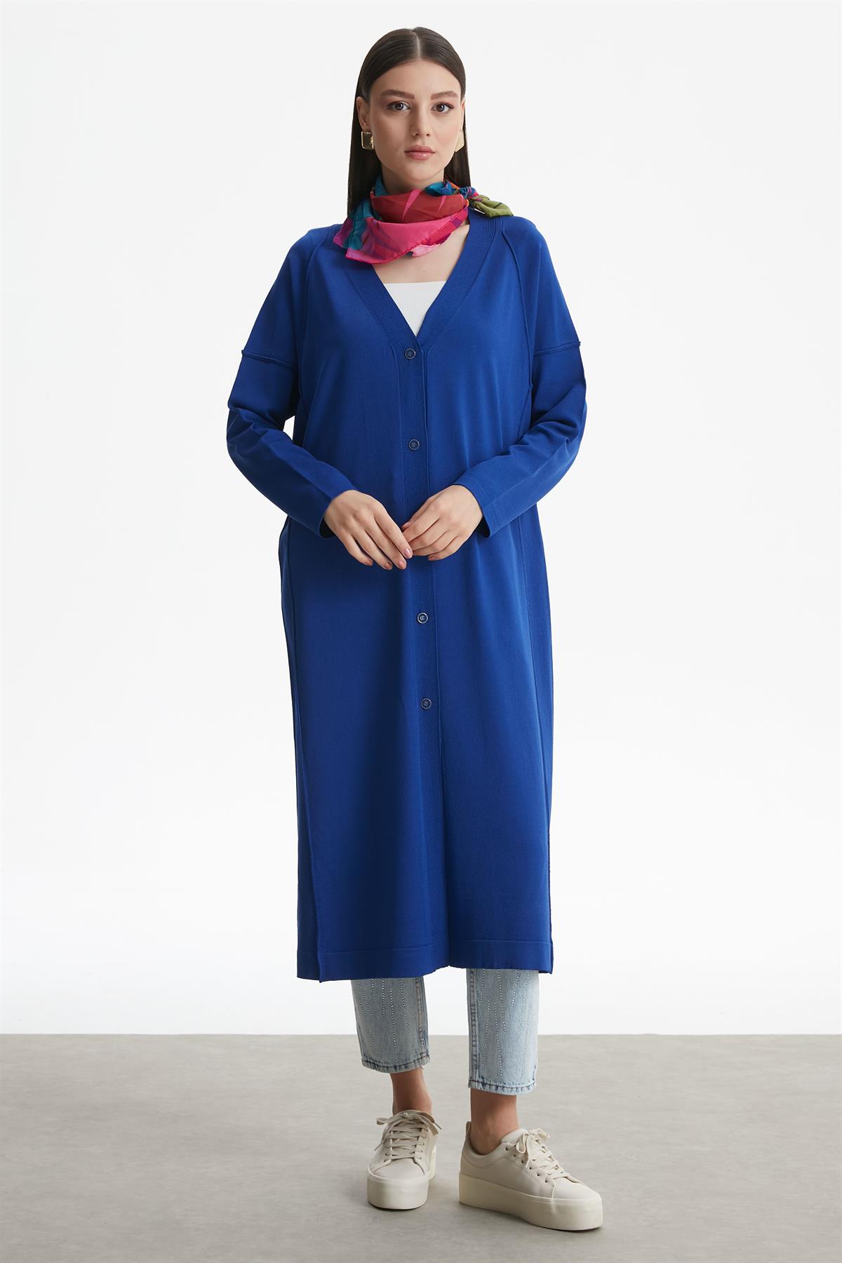 TERS  DİKİŞ DETAYLI RAYON HIRKA SAKS