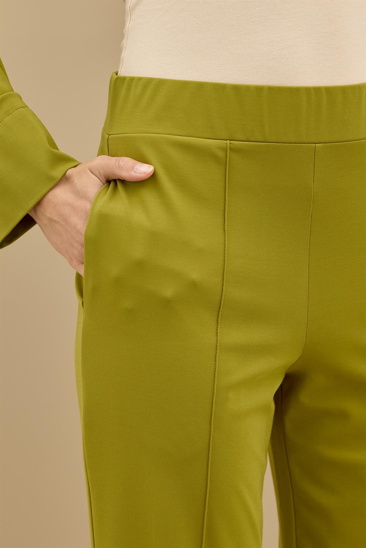 Asimetrik Kesimli Aksesuar Detaylı Takim YEŞİL