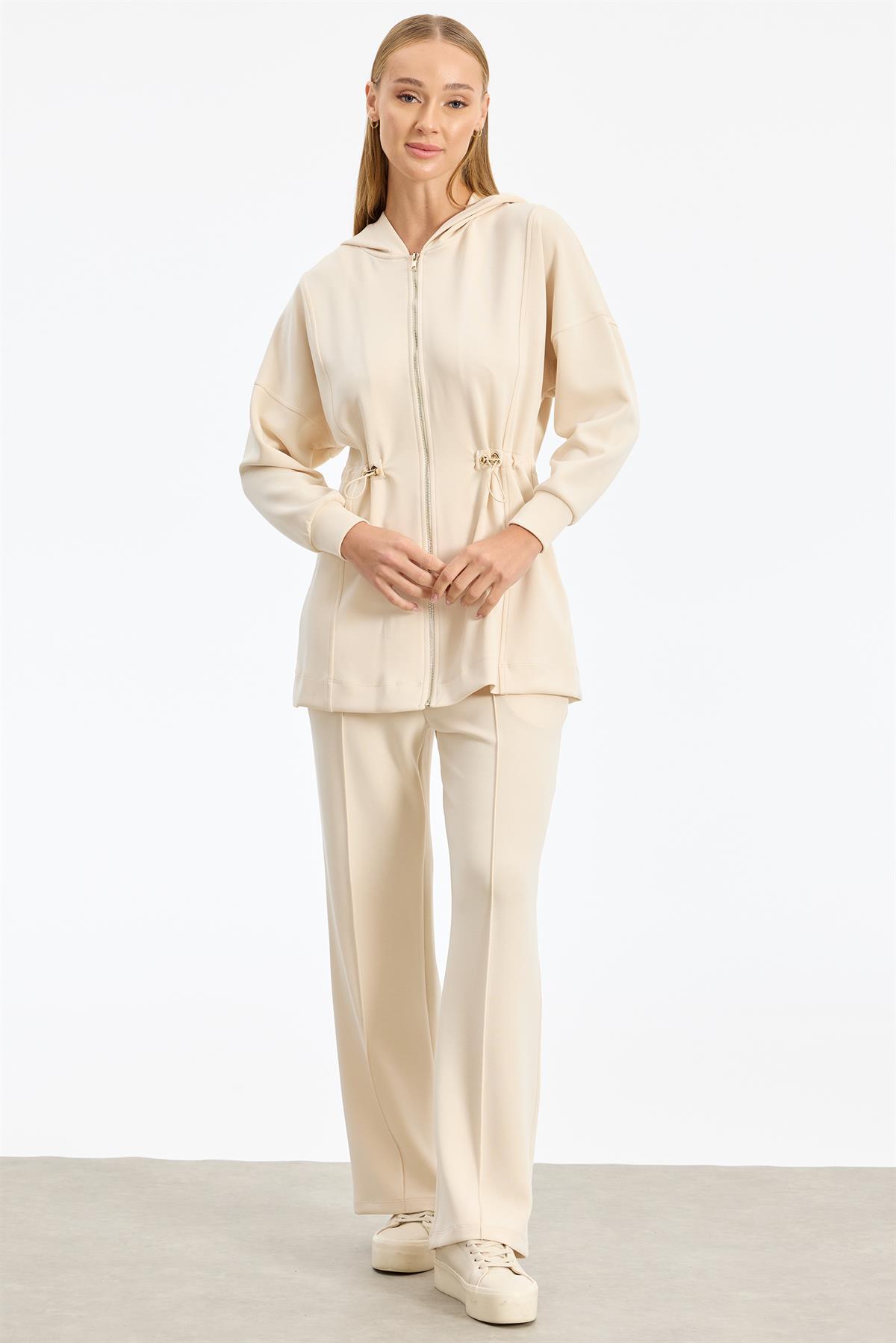 Bel Kısmı Büzme Detaylı Eşofman Takım BEJ