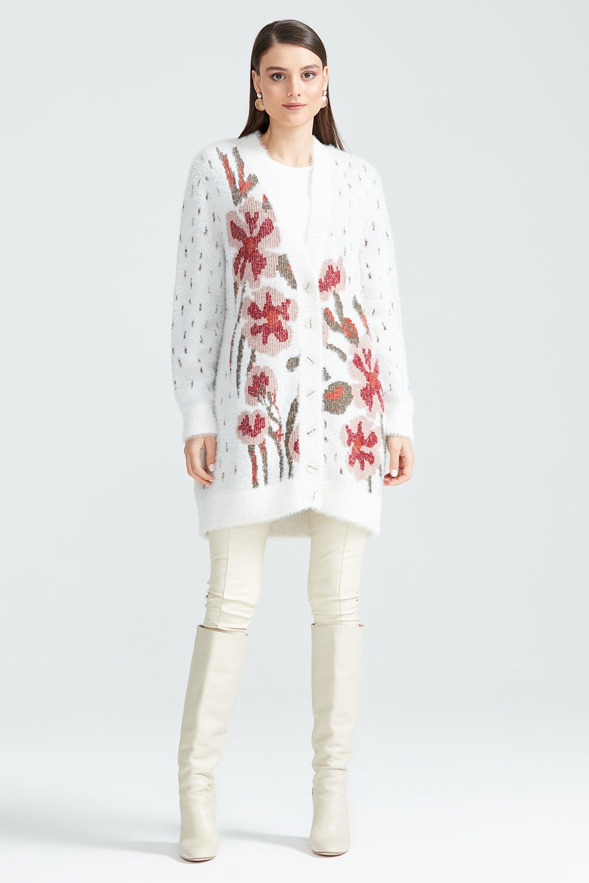 ÇİÇEK DESENLİ HIRKA EKRU