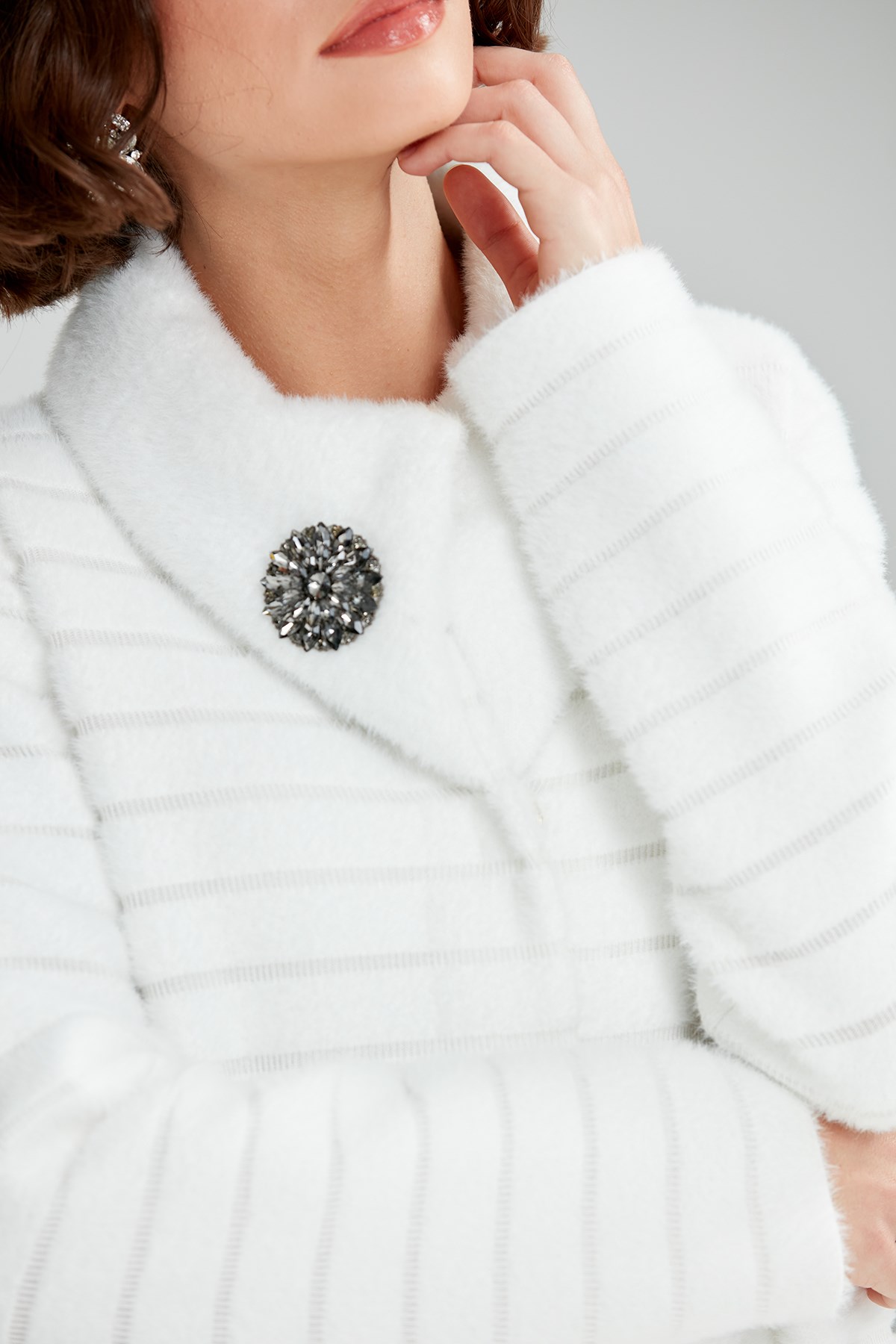 Çizgi Detaylı  Mink Kaban EKRU