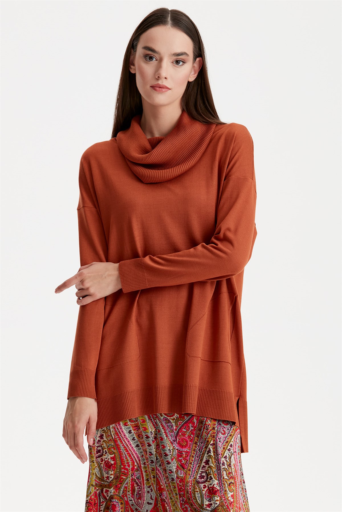 DEGAJE YAKA TRİKO TUNİK TABA