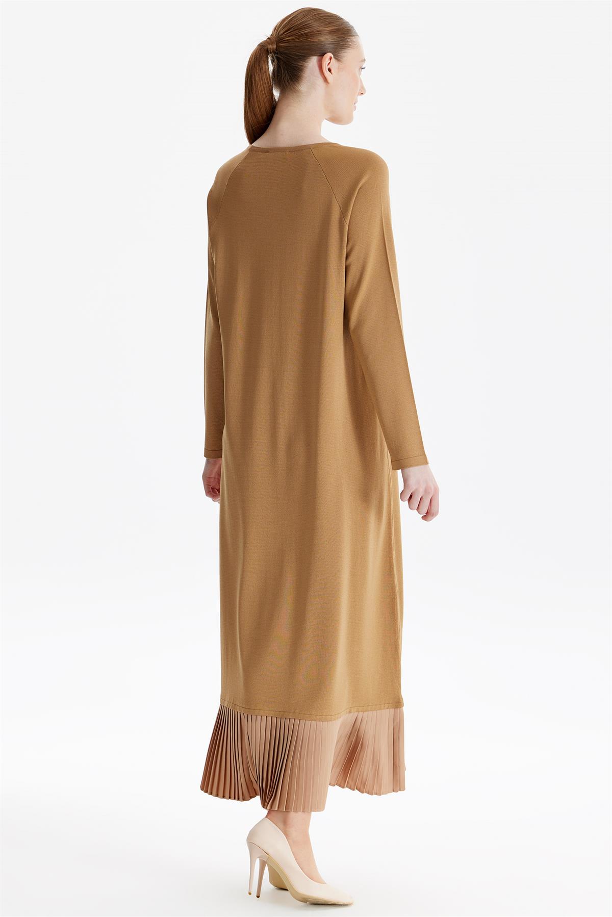 Etek Altı Piliseli Rayon Elbise CAMEL