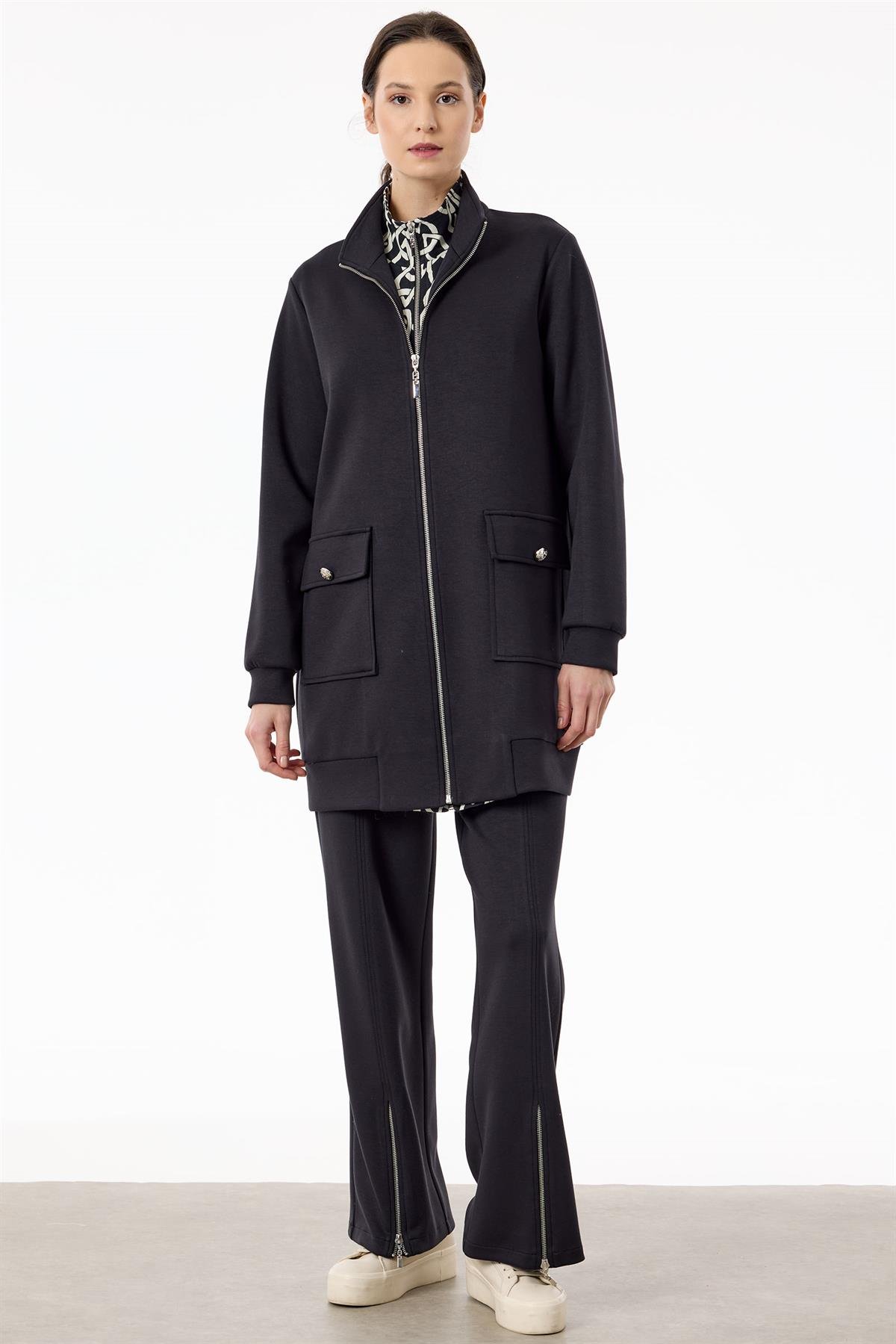 Fermuar Detaylı Emprime Kombinli Pantolonlu Takım SİYAH