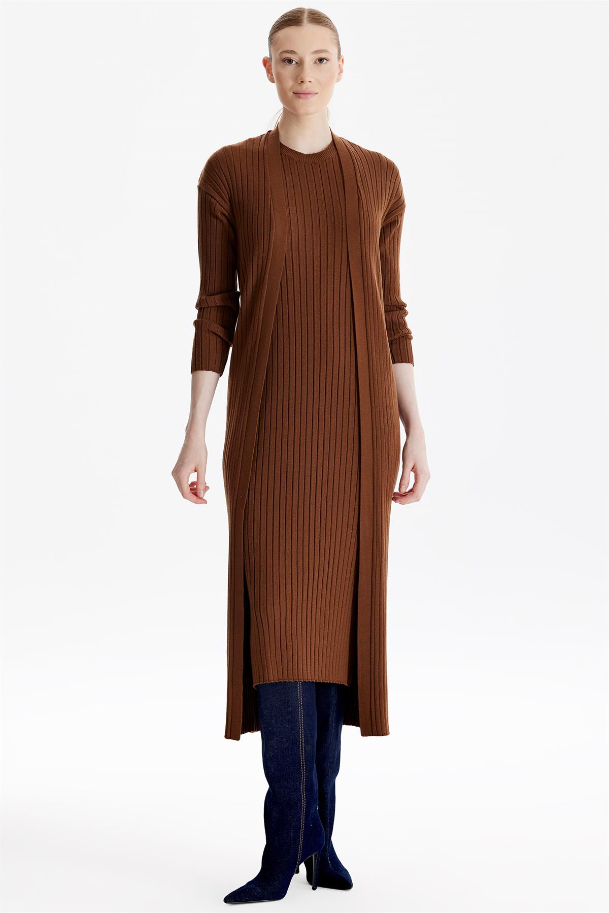 HIRKA KOMBİNLİ TRİKO ELBİSE KAHVE