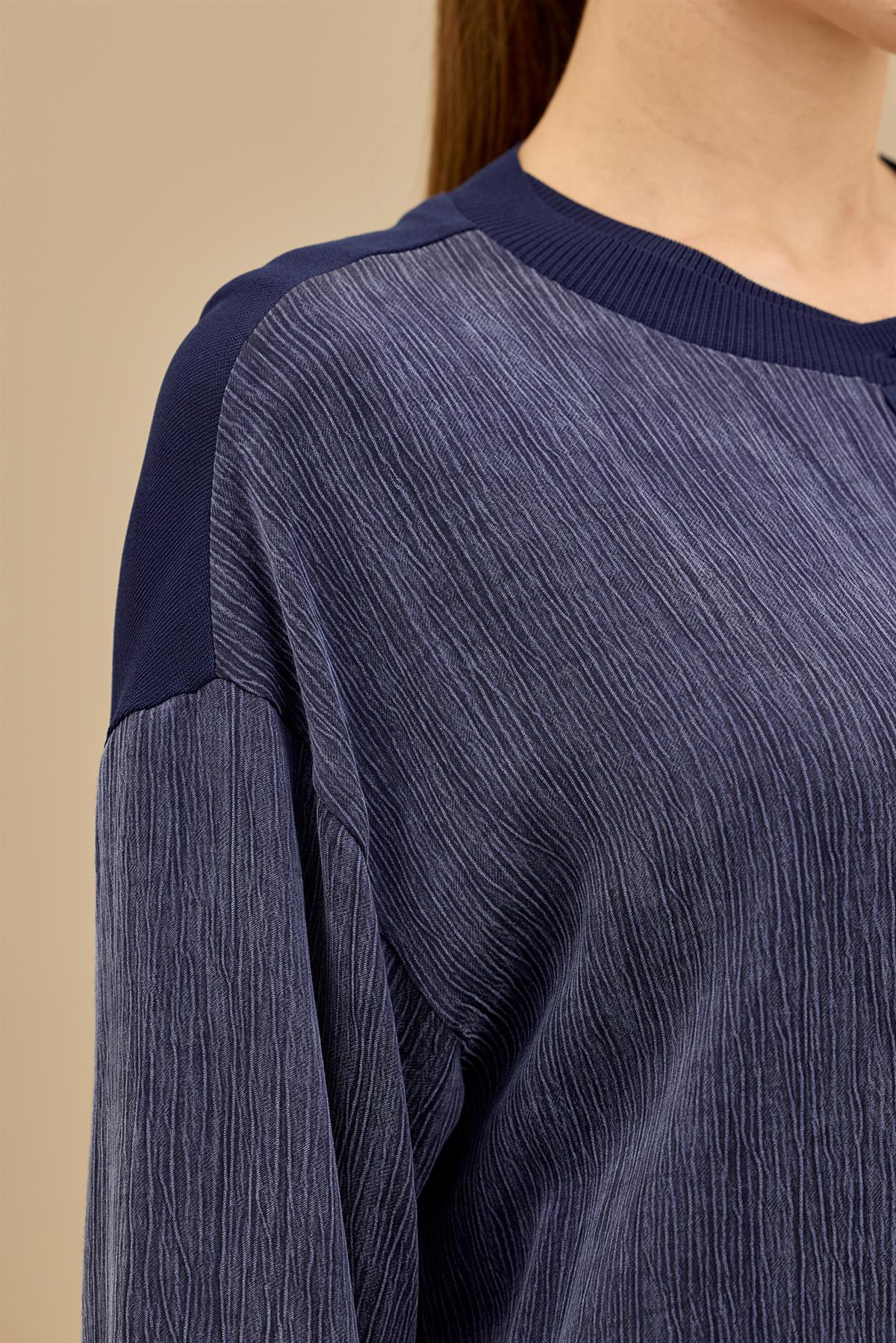 İçi Kolsuz Bluzlu 3lü Pantolonlu Takım LACİVERT