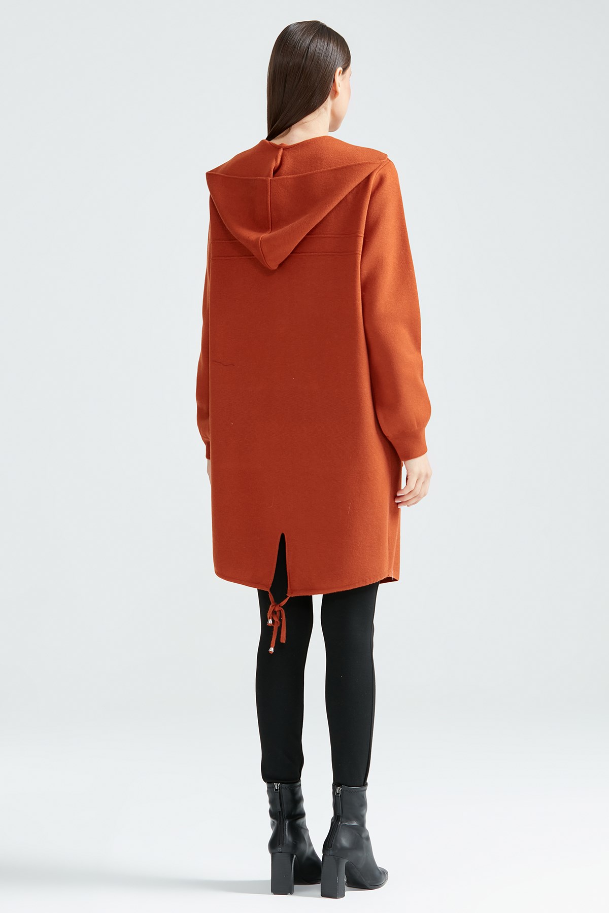 KAPŞONLU ÖNÜ DÜĞMELİ HIRKA KİREMİT