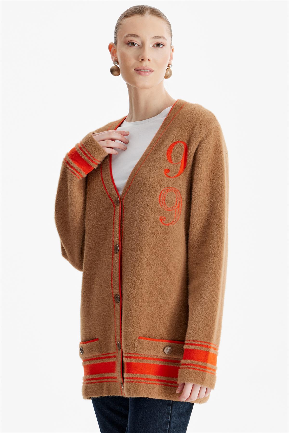 KOLEJ DETAYLI MİNK HIRKA CAMEL