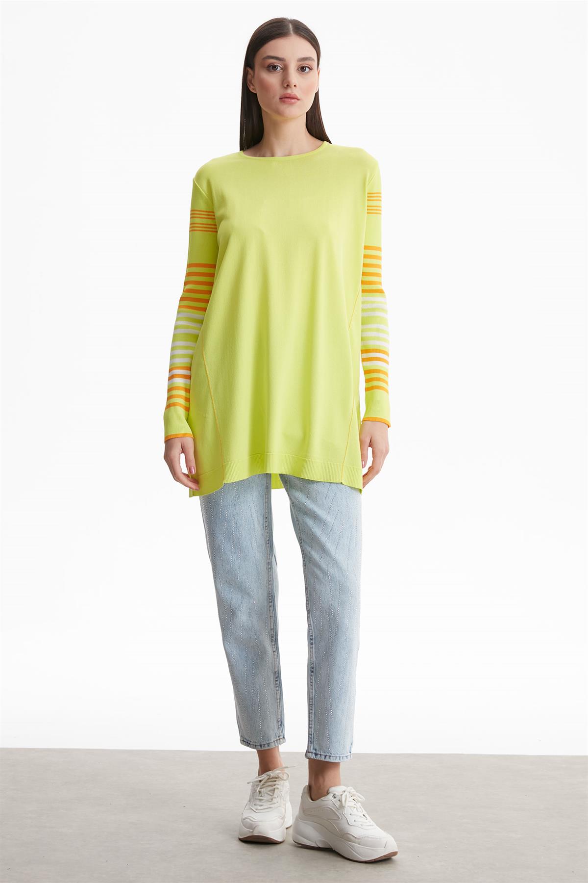 KOLLARI ÇİZGİLİ BASİC RAYON TRİKO TUNİK LIME